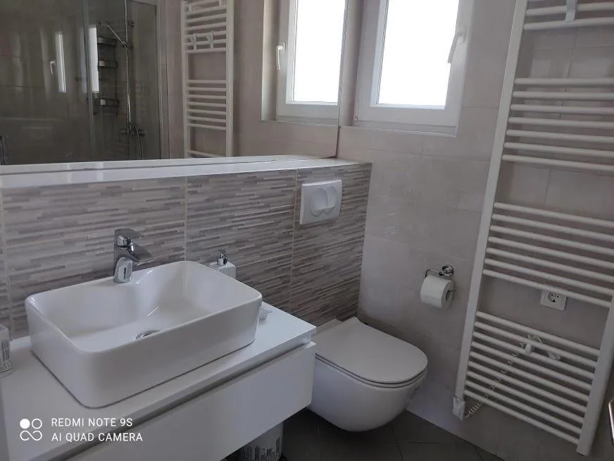 Amazing seaview apartment with a balcony near the beach - Kneza Trpimira I