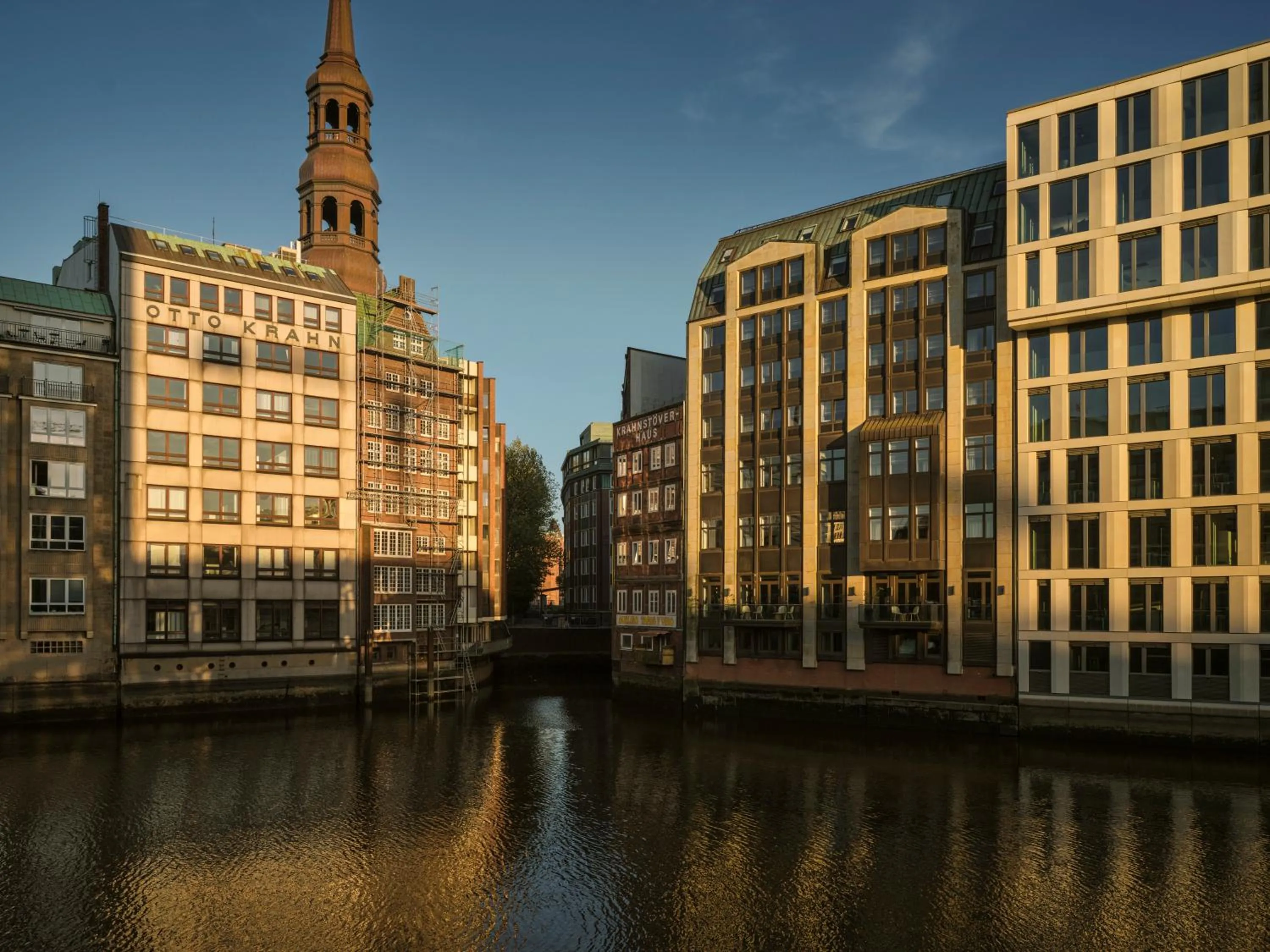 Property building in The Nikolai Hamburg - Leonardo Limited Edition