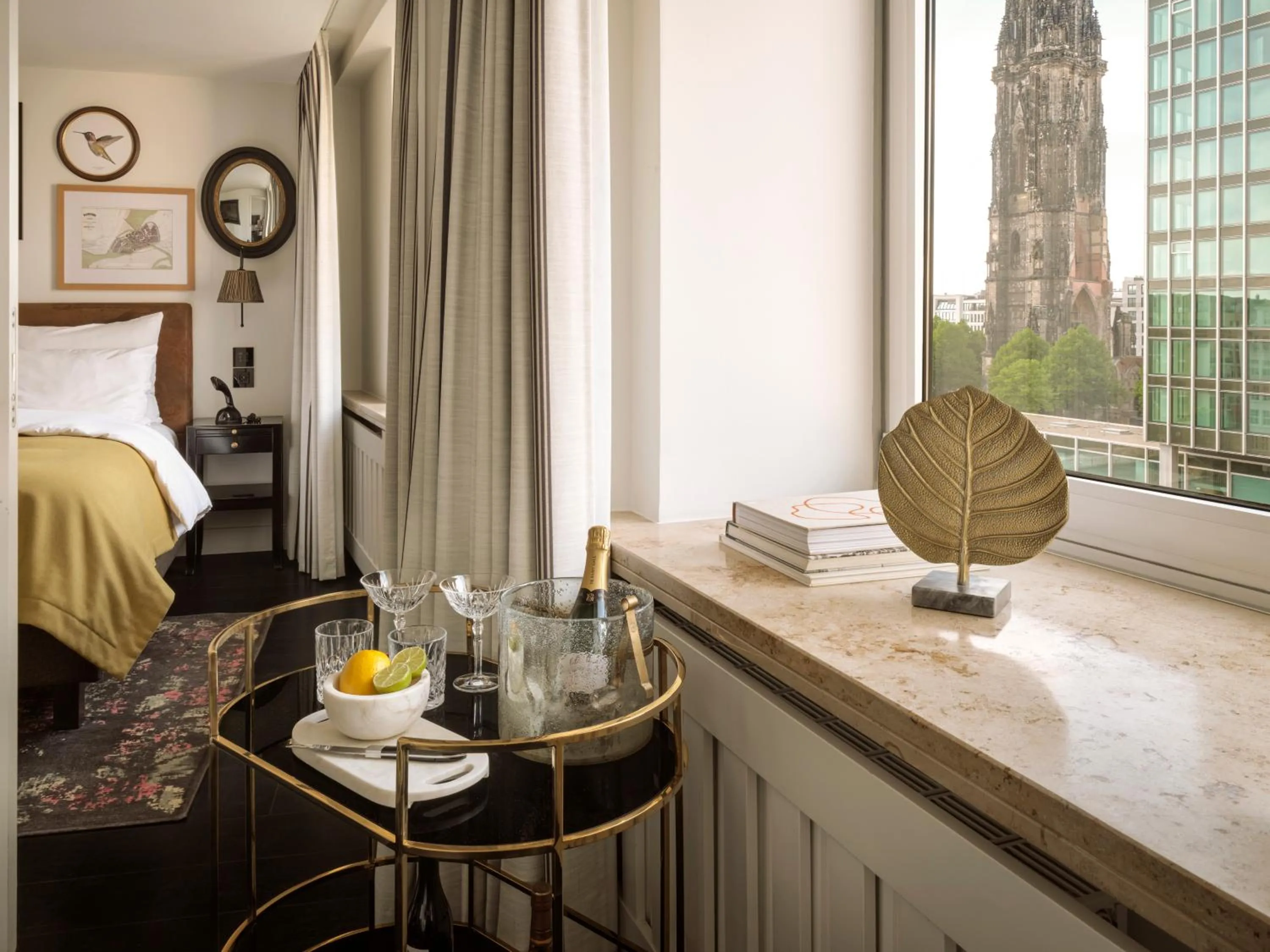 Bedroom in The Nikolai Hamburg - Leonardo Limited Edition