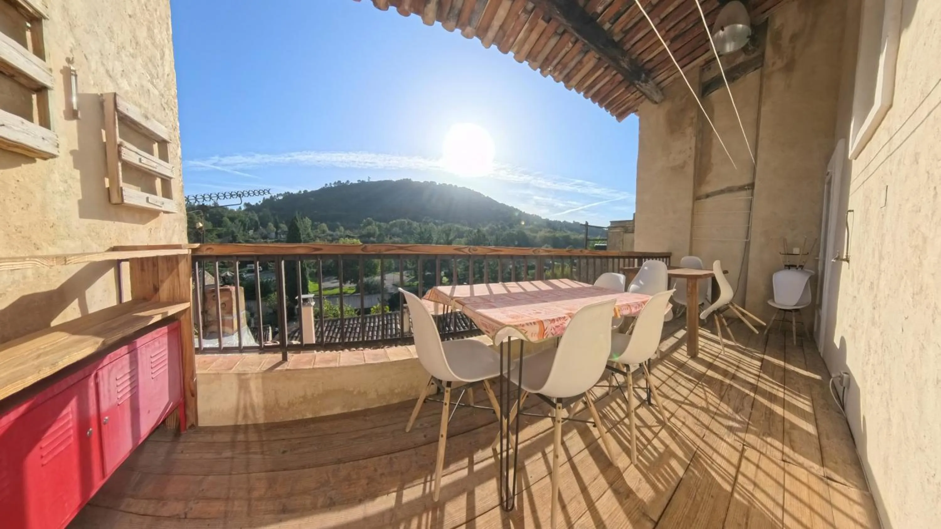 Balcony/Terrace in Le 47 - Rentals in South of France