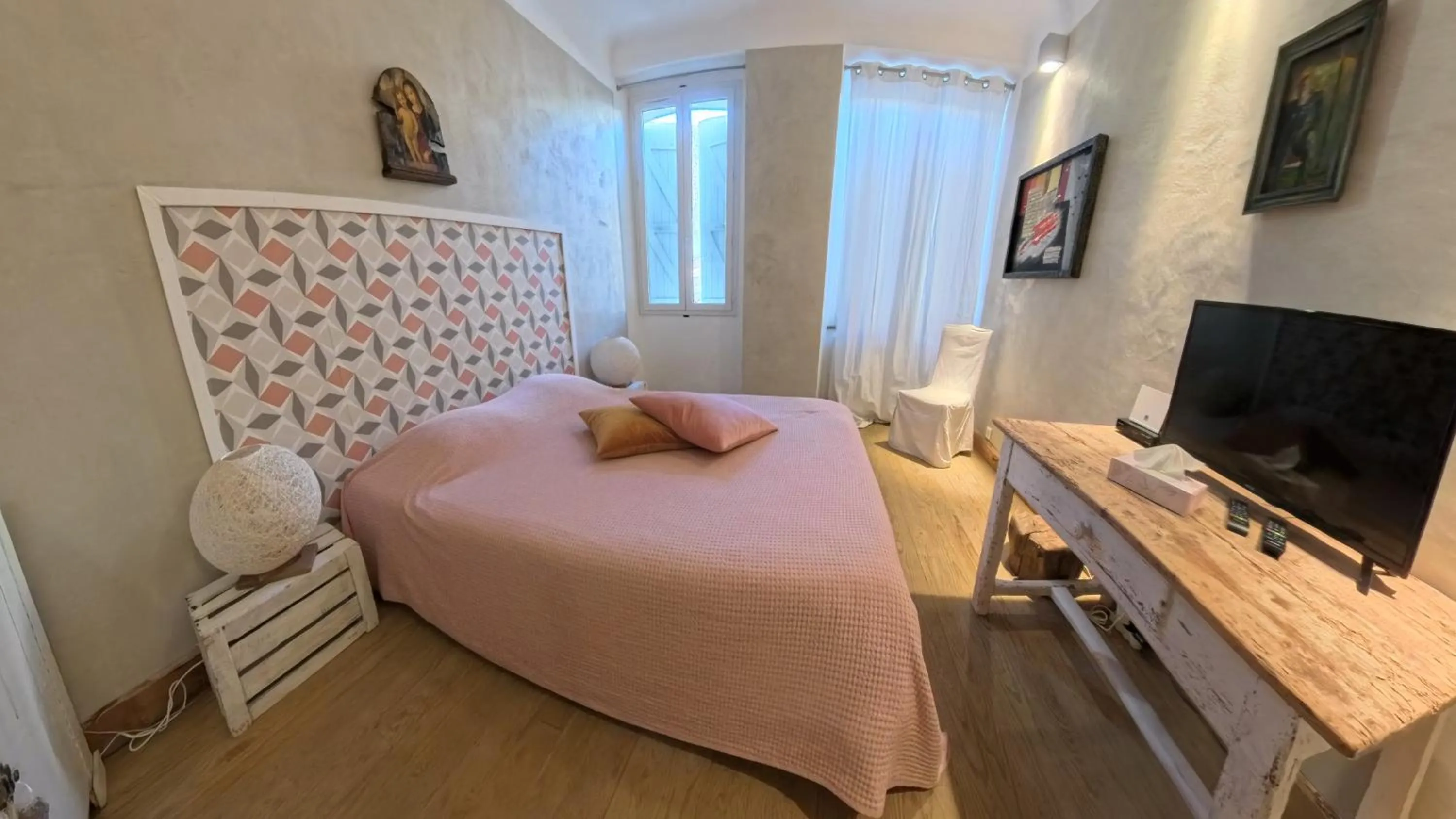 Bed in Le 47 - Rentals in South of France
