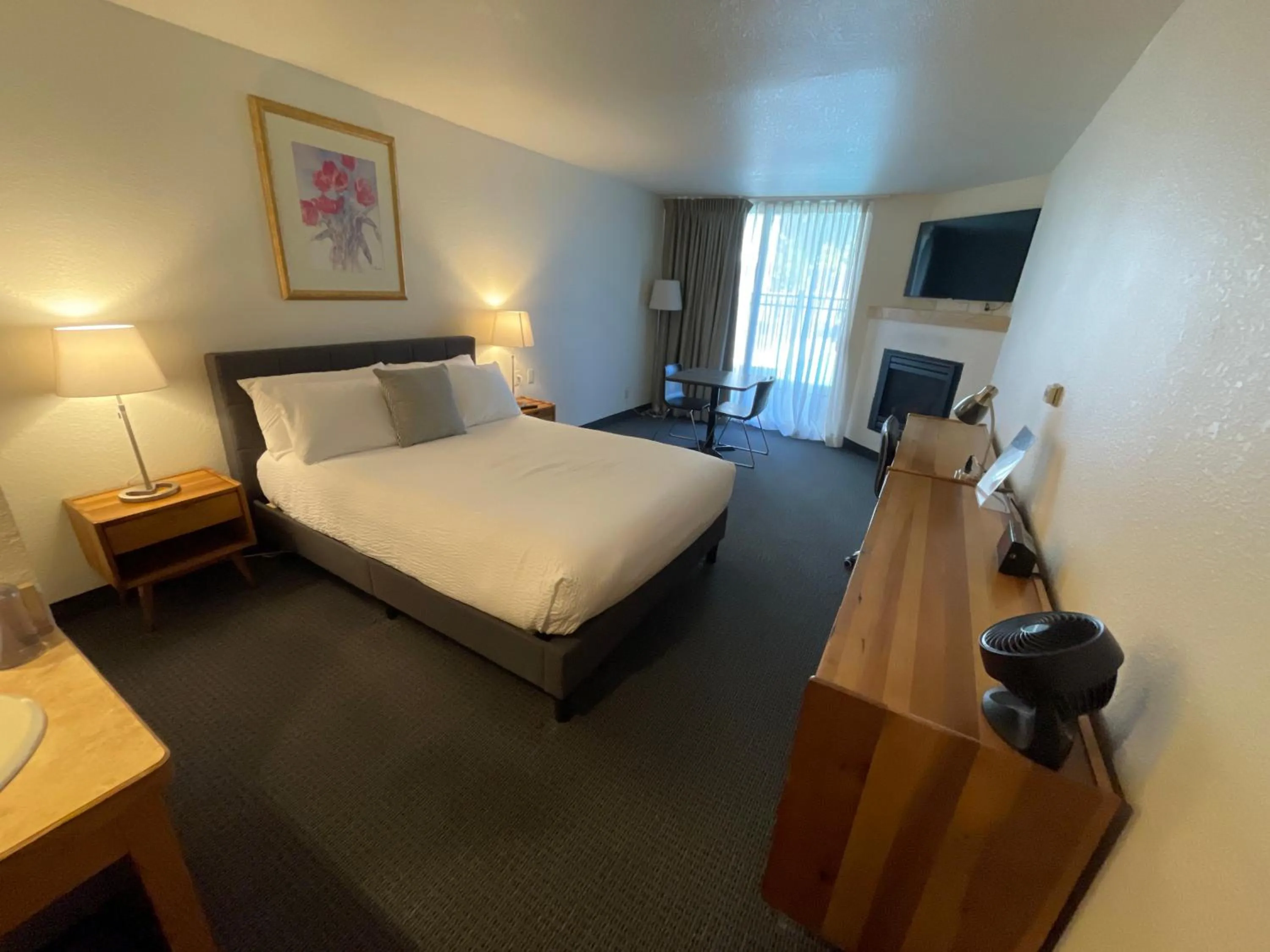 Bed in Firelite Lodge