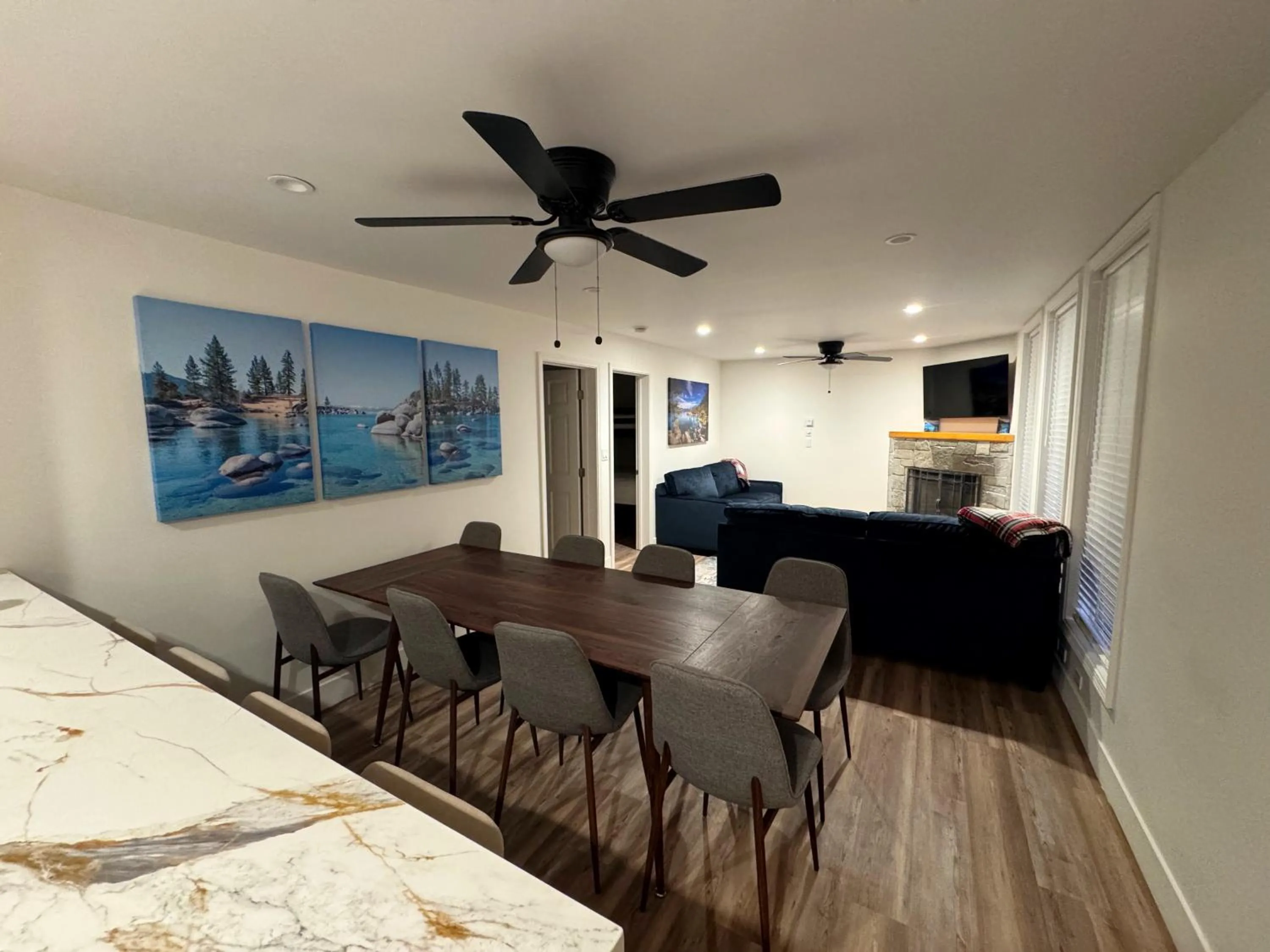 Dining area in Firelite Lodge