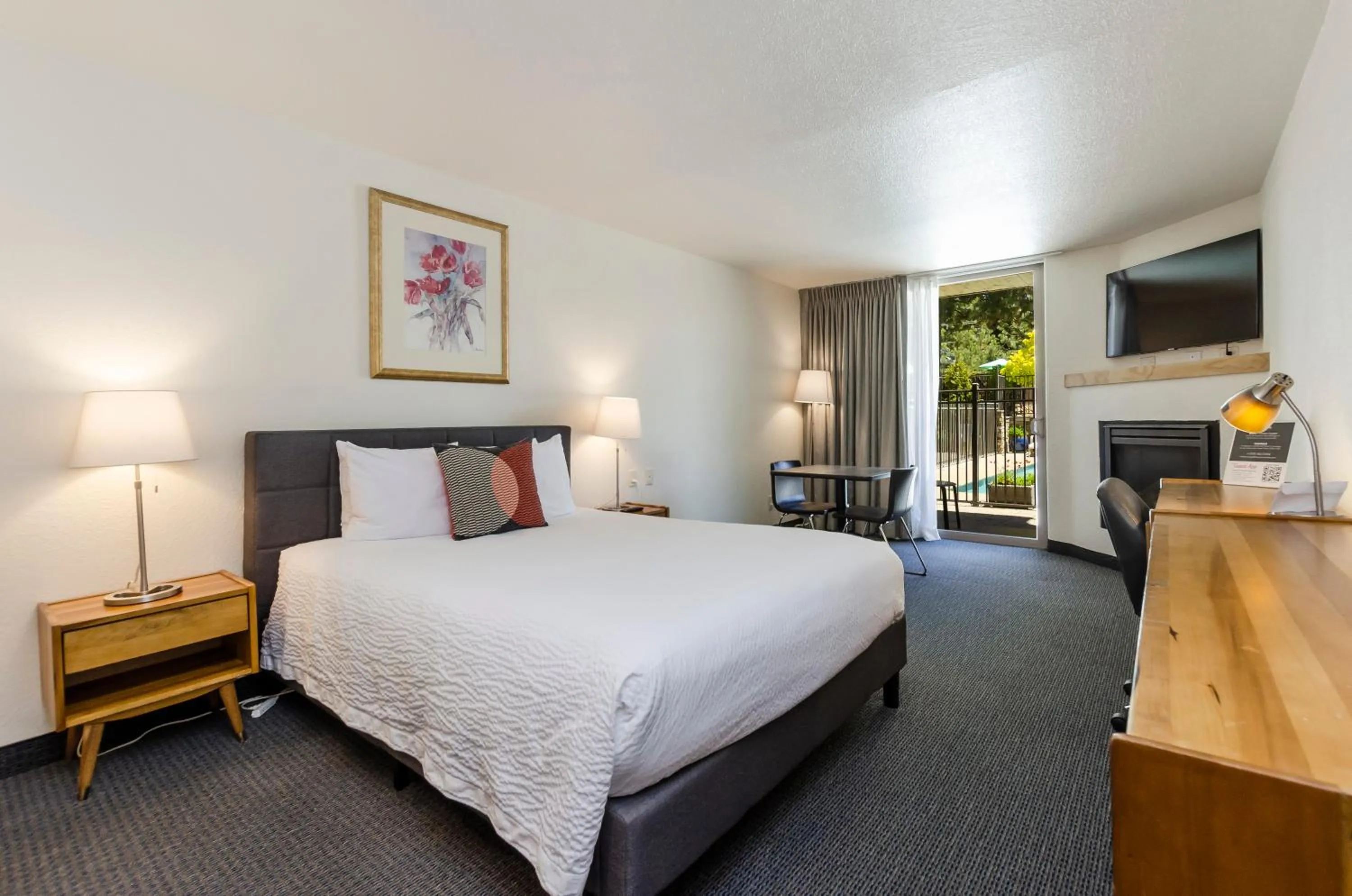 Bed in Firelite Lodge