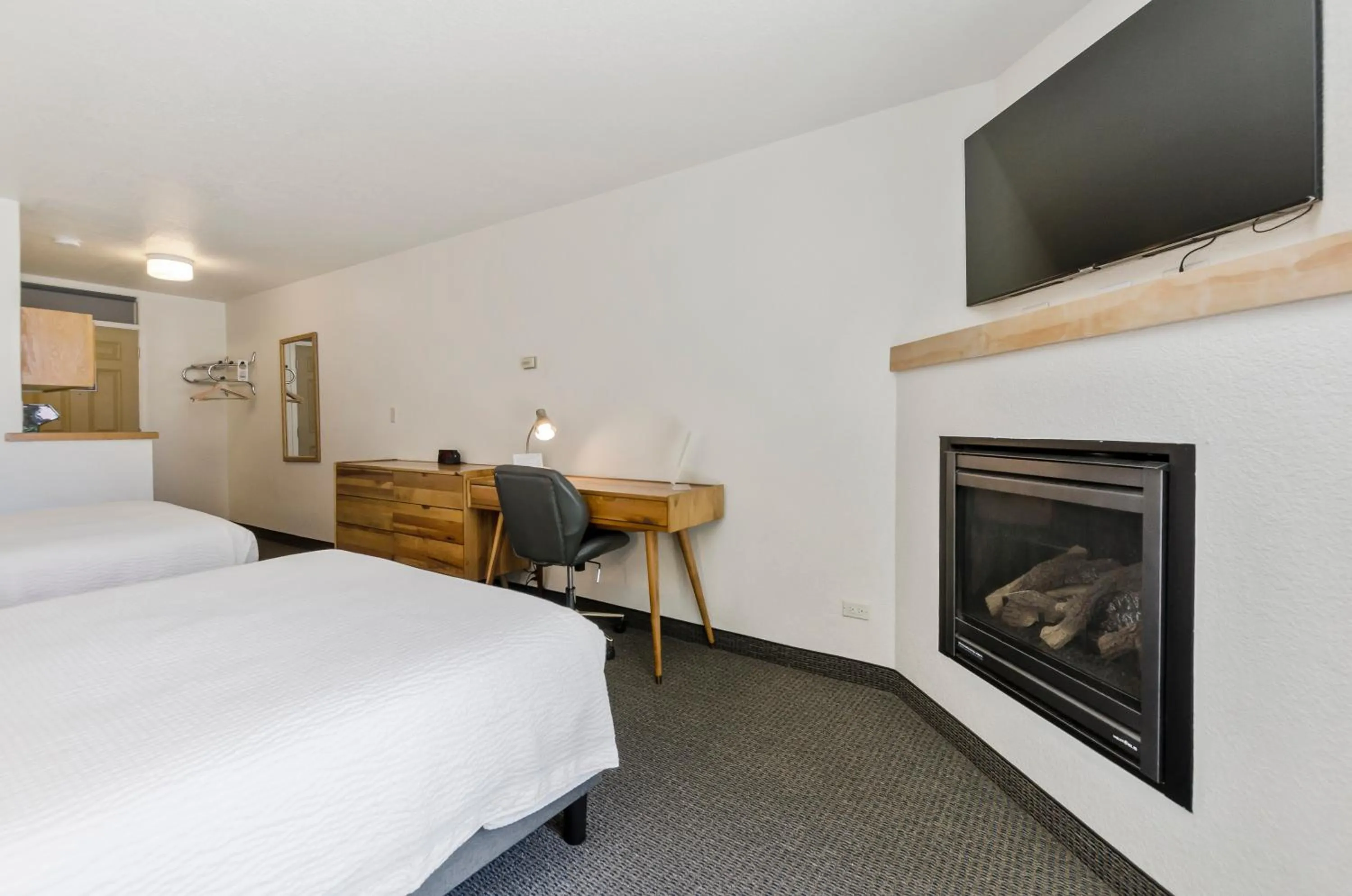 TV and multimedia, Bed in Firelite Lodge