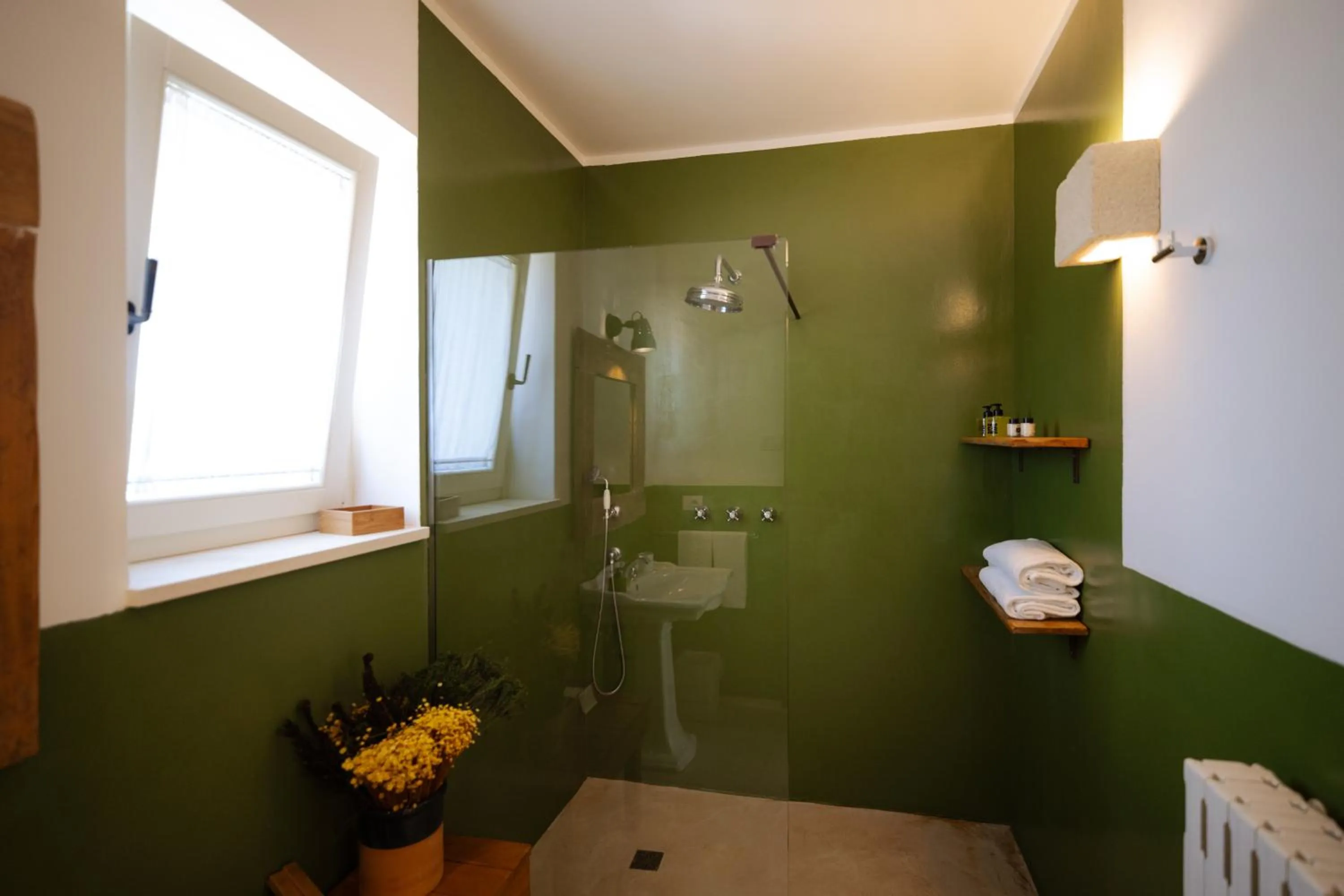 Shower in Masseria San Michele