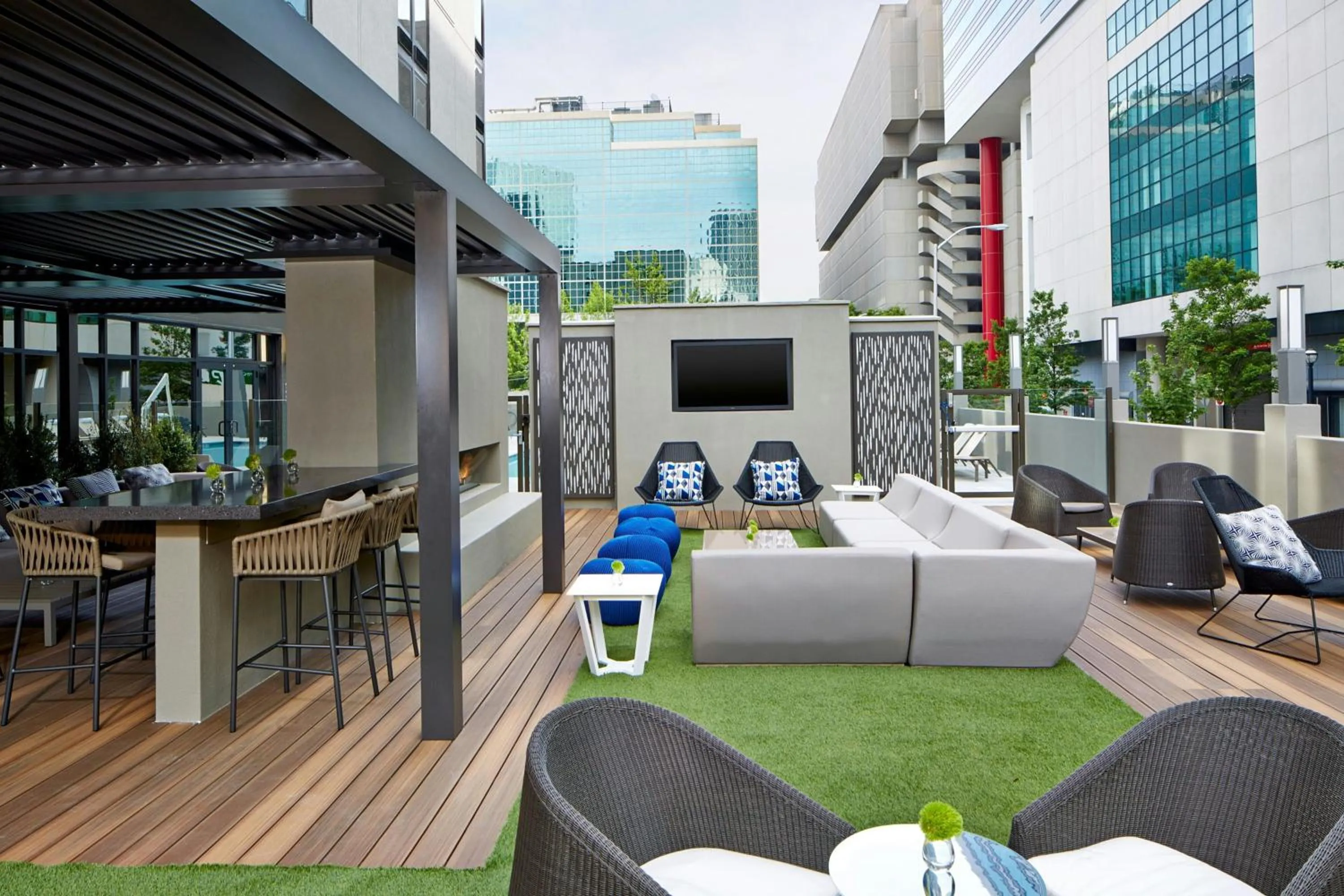 Restaurant/places to eat in AC Hotel Atlanta Downtown