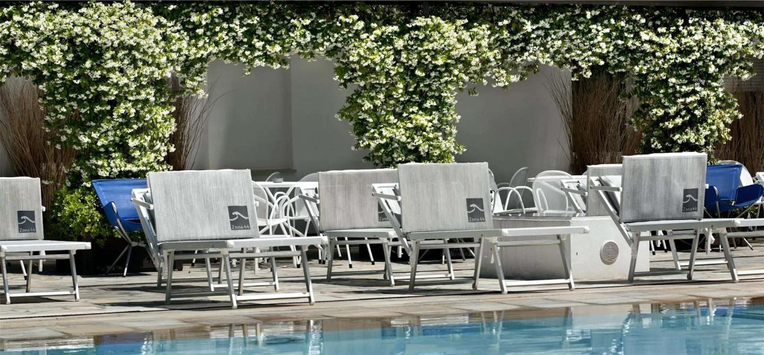 Swimming pool in Hotel Europa Monetti