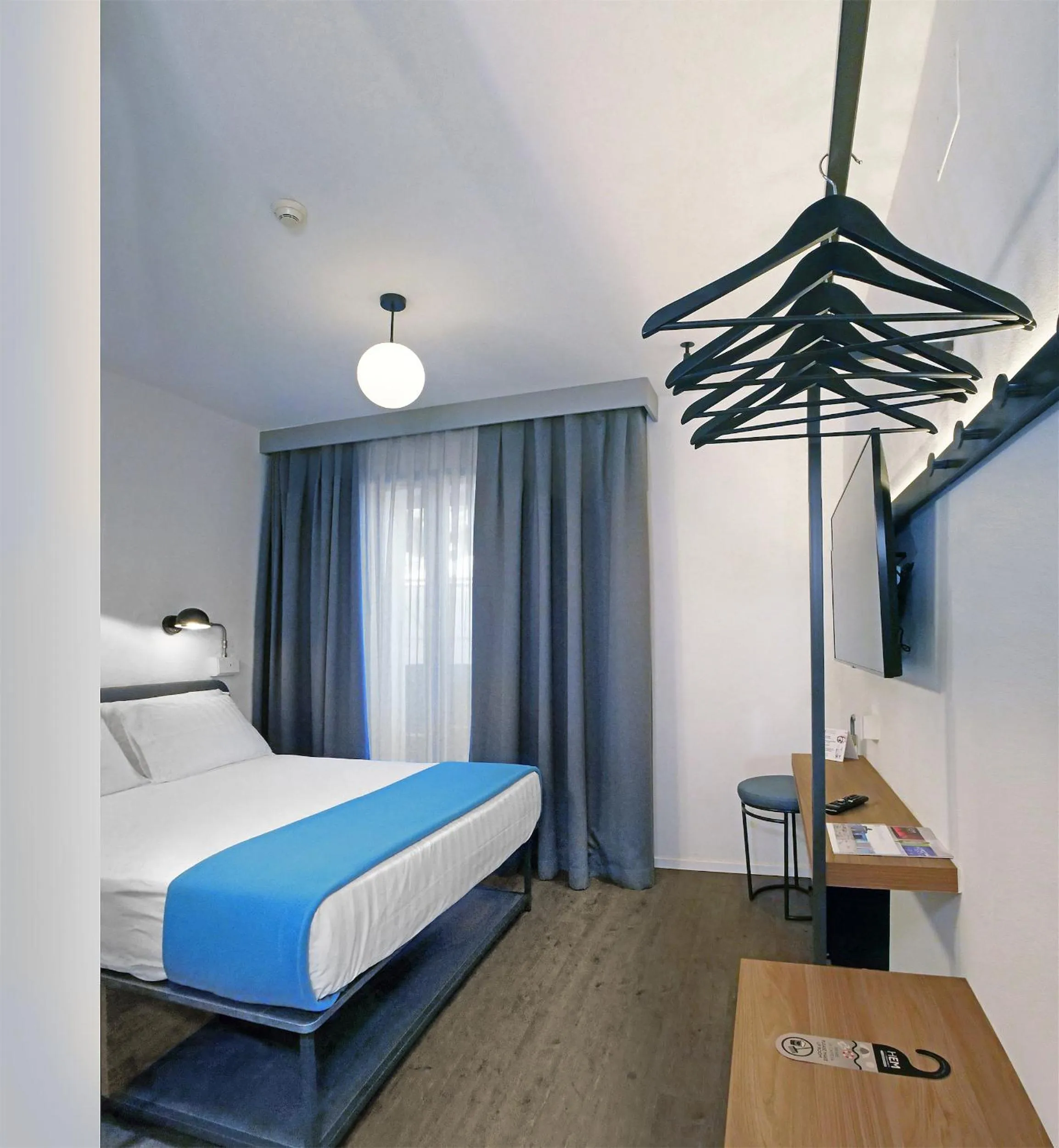 Breakfast, Bed in Hotel Europa Monetti