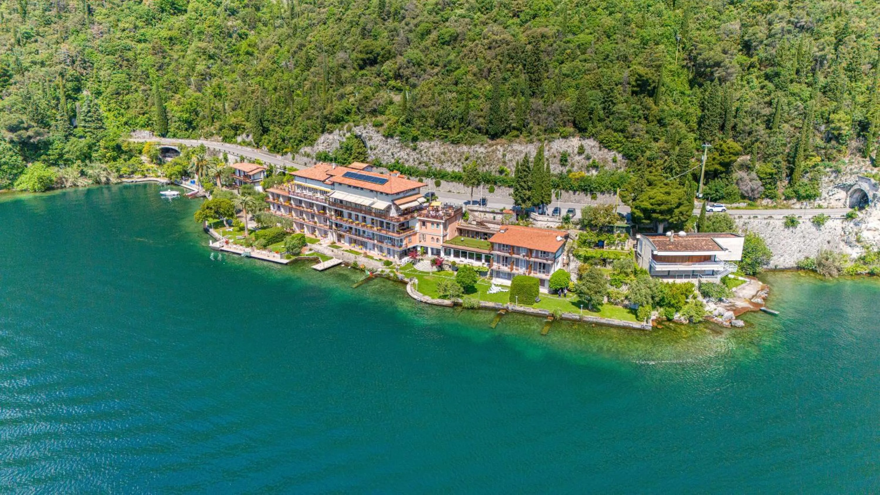 Property building in Hotel Forbisicle