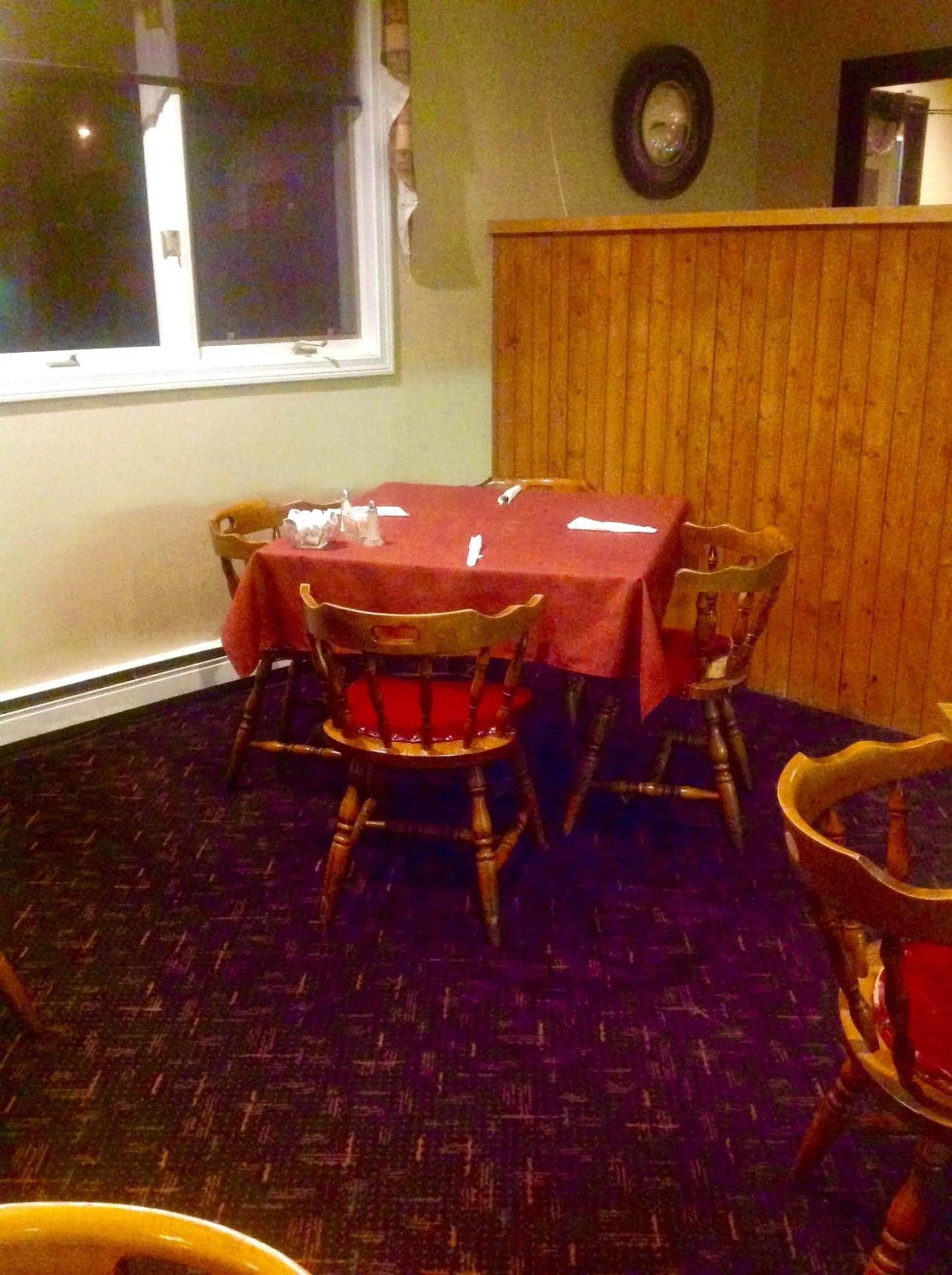 Restaurant/places to eat in Hotel Terrace