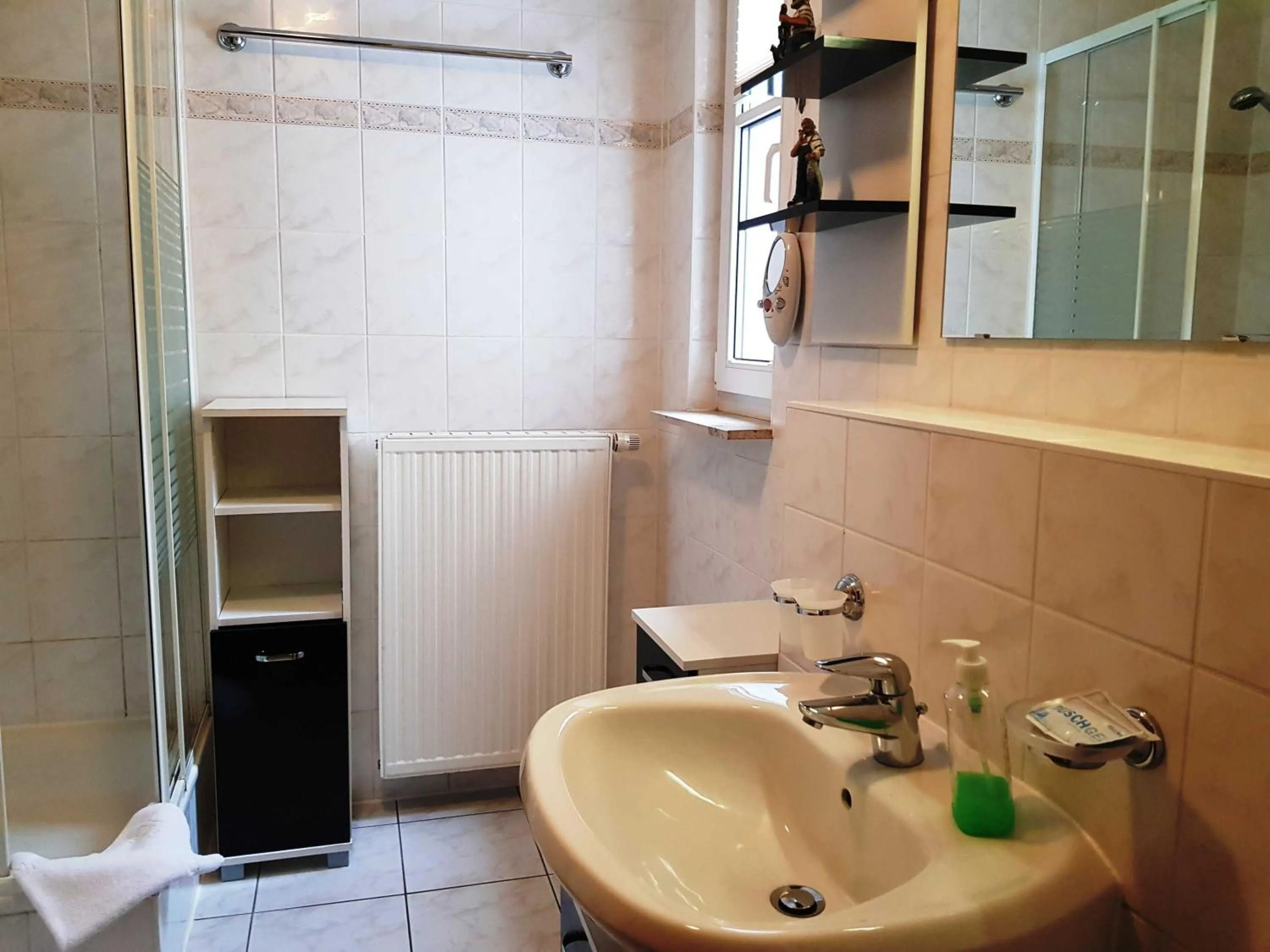 Bathroom in " Residenz Seeblick" Studio 15 Manhatten