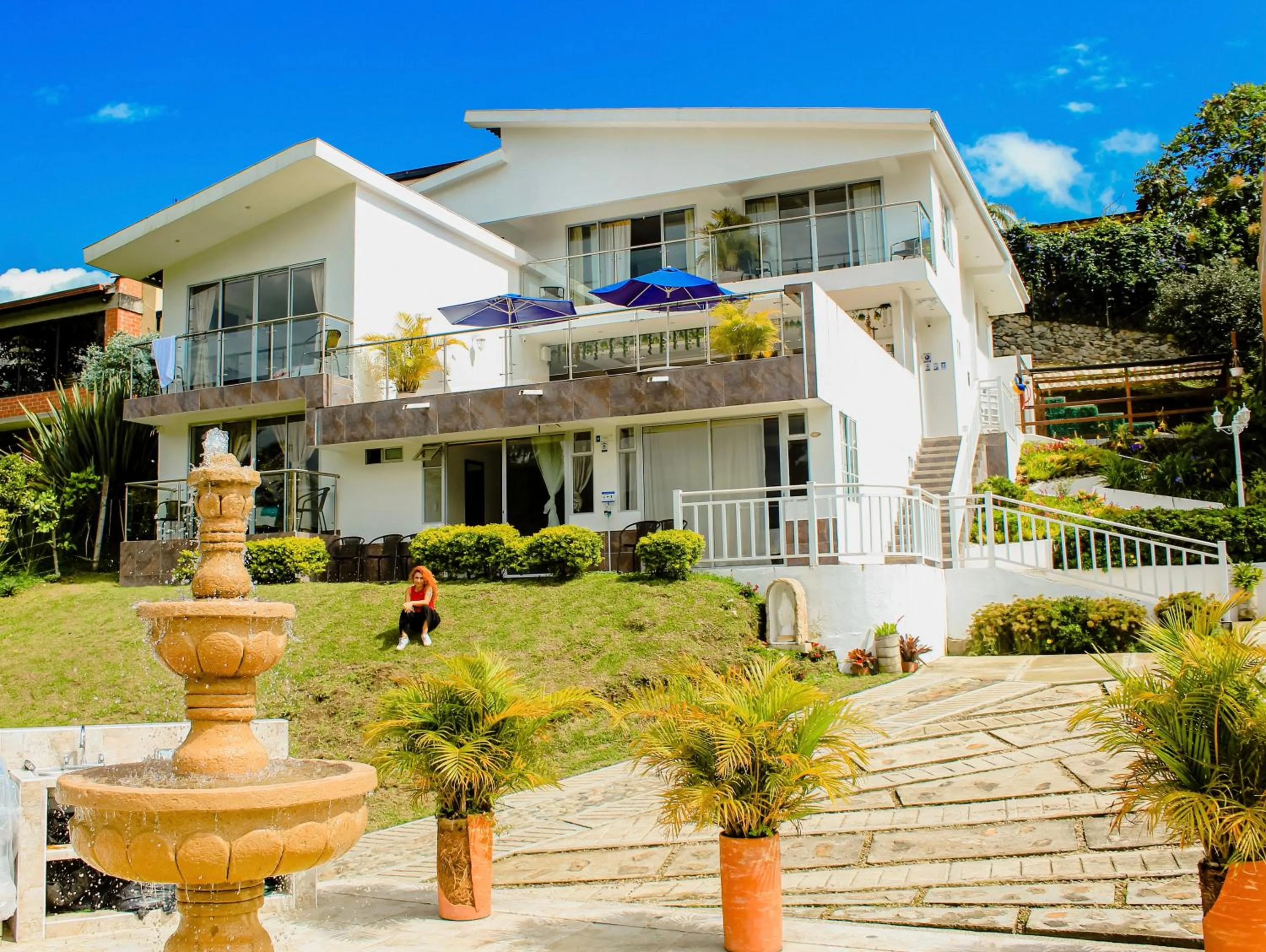 Property building in Hotel Boutique Palmas de Salento