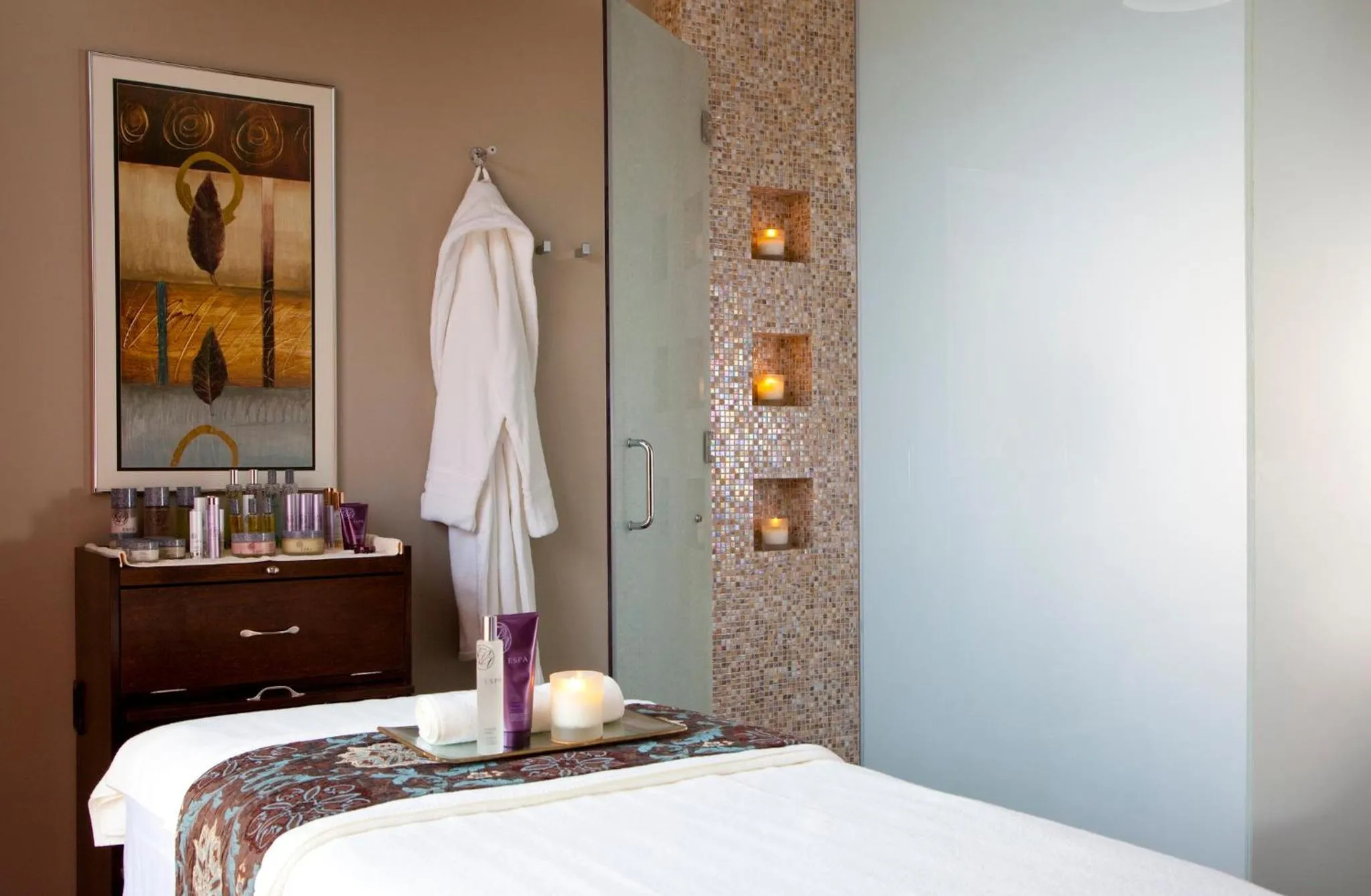 Spa and wellness centre/facilities, Bed in Mandarin Oriental Al Faisaliah, Riyadh