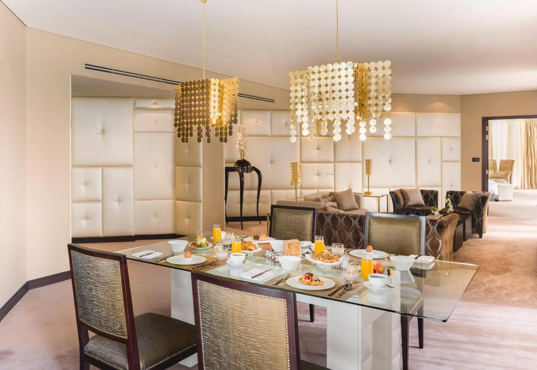 Photo of the whole room in Mandarin Oriental Al Faisaliah, Riyadh