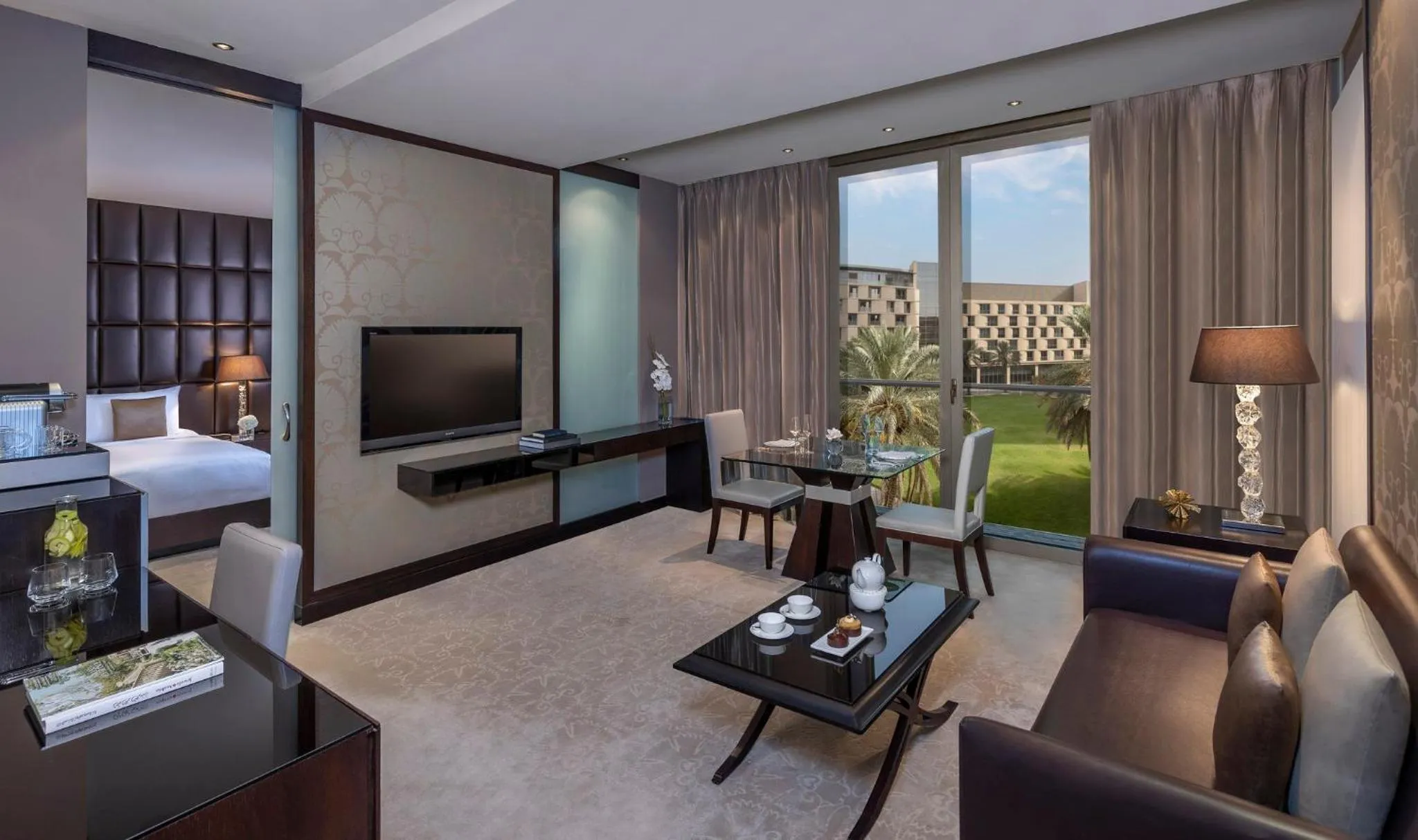 Photo of the whole room, Bed in Mandarin Oriental Al Faisaliah, Riyadh