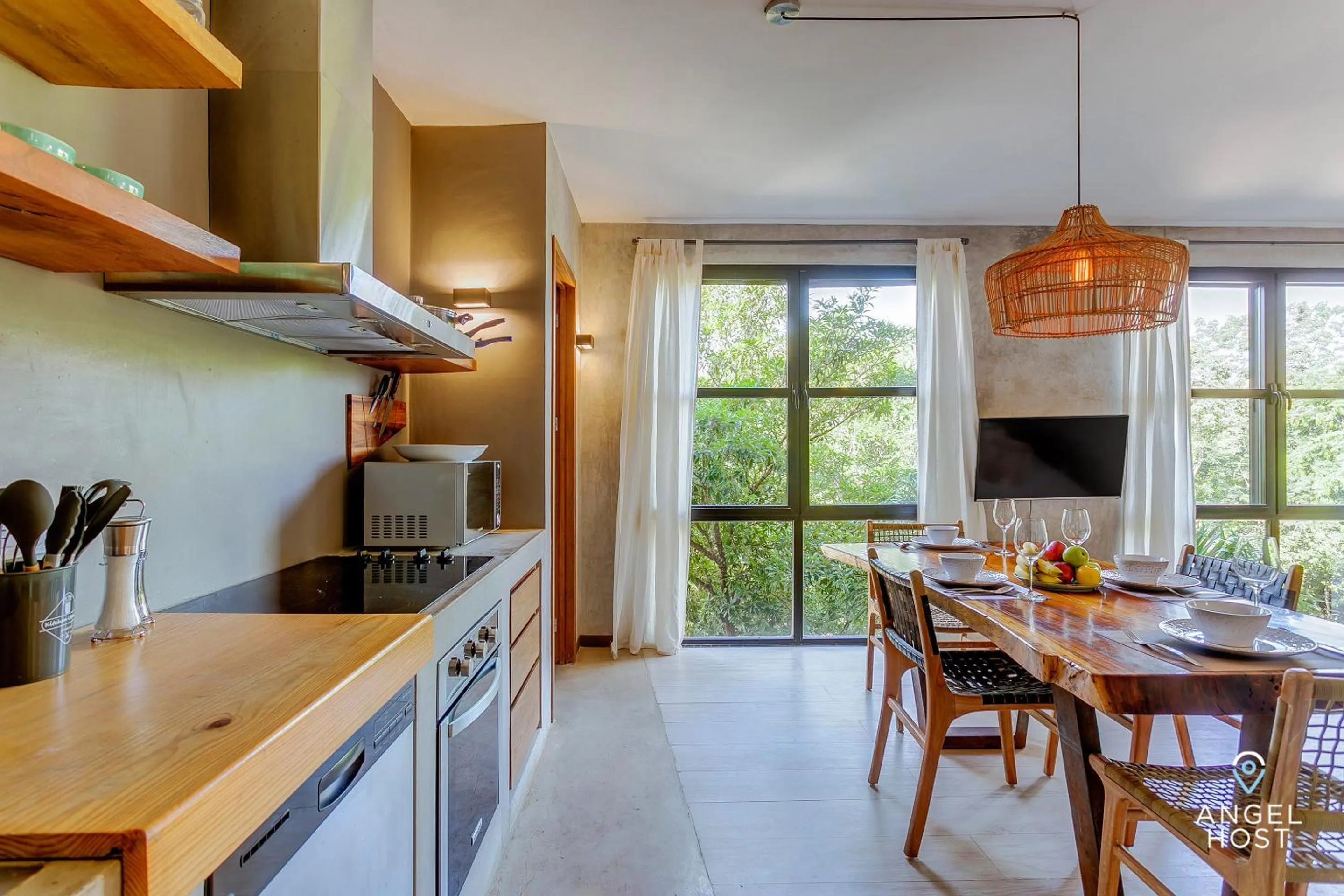 Chic Suites in the Heart of Tulum by Stella Rentals