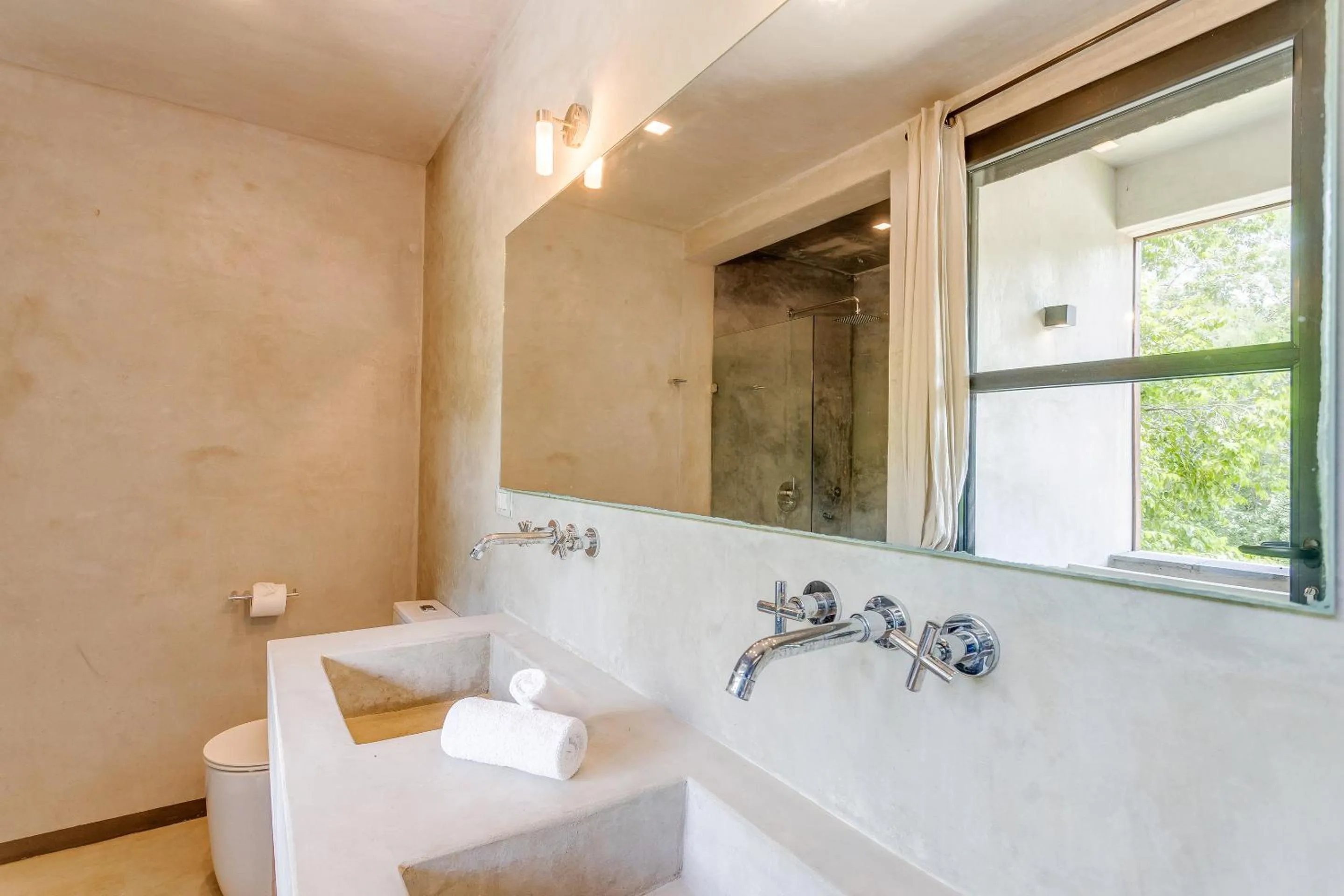 Chic Suites in the Heart of Tulum by Stella Rentals