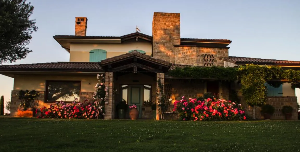 Property building in Il Giardino delle Rose