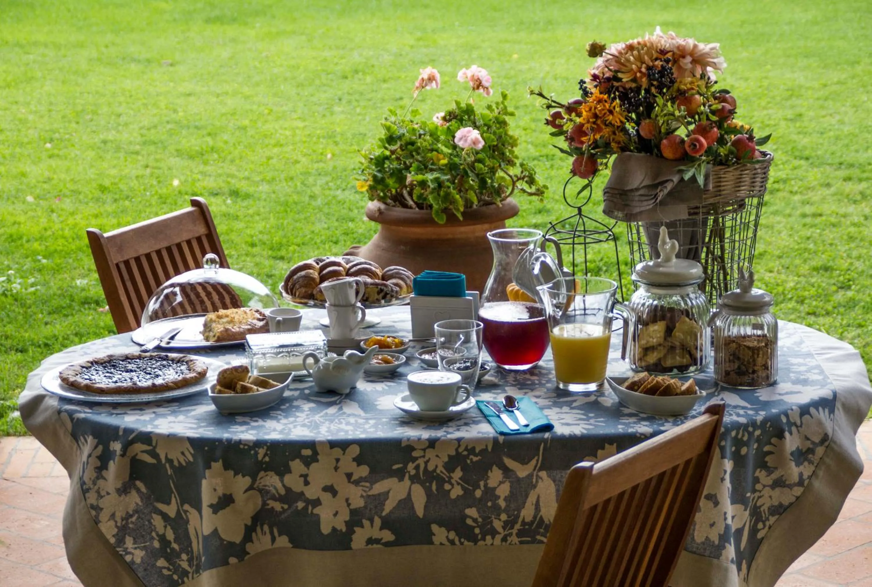 Food and drinks in Il Giardino delle Rose