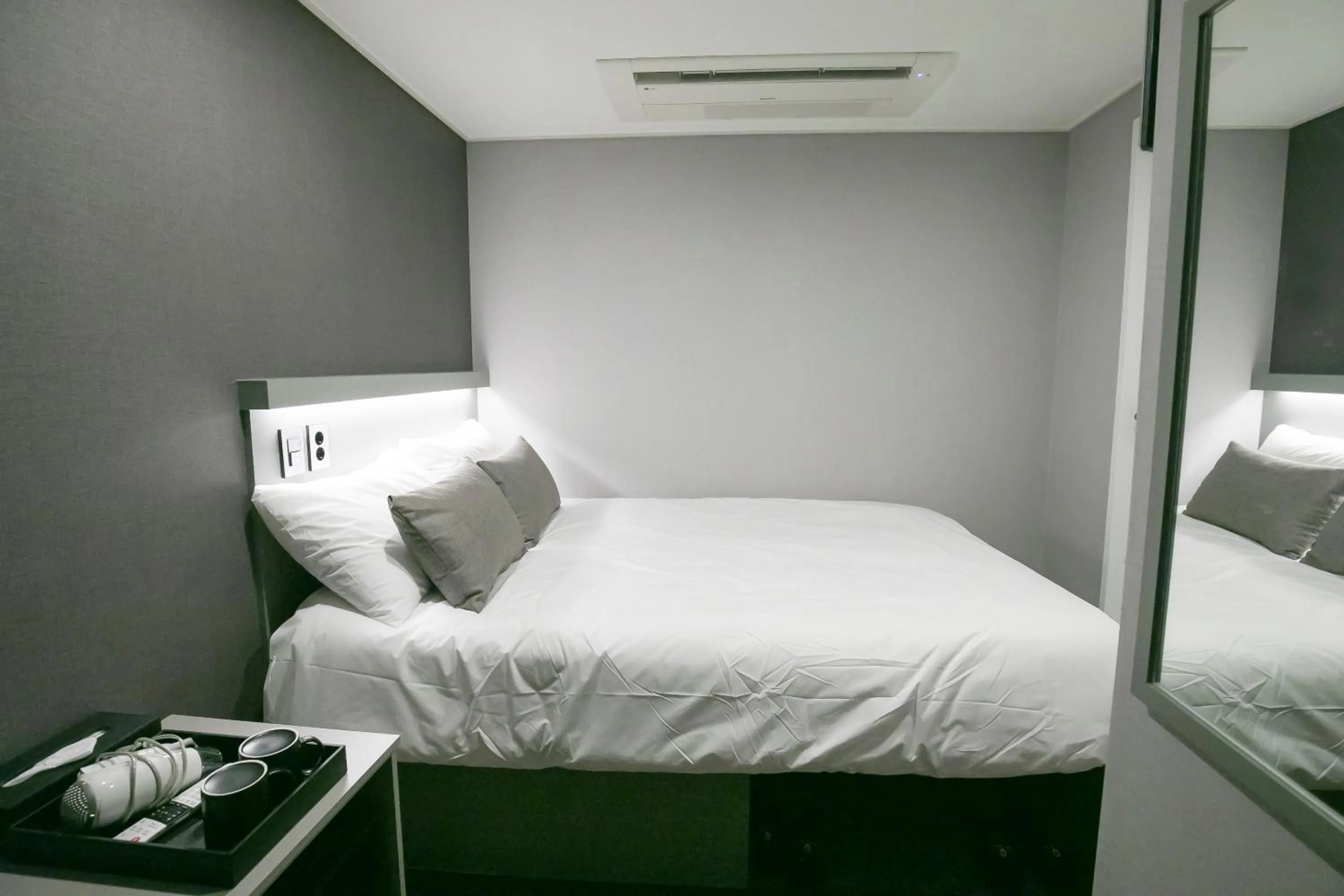 Bed in Philstay Myeongdong Station