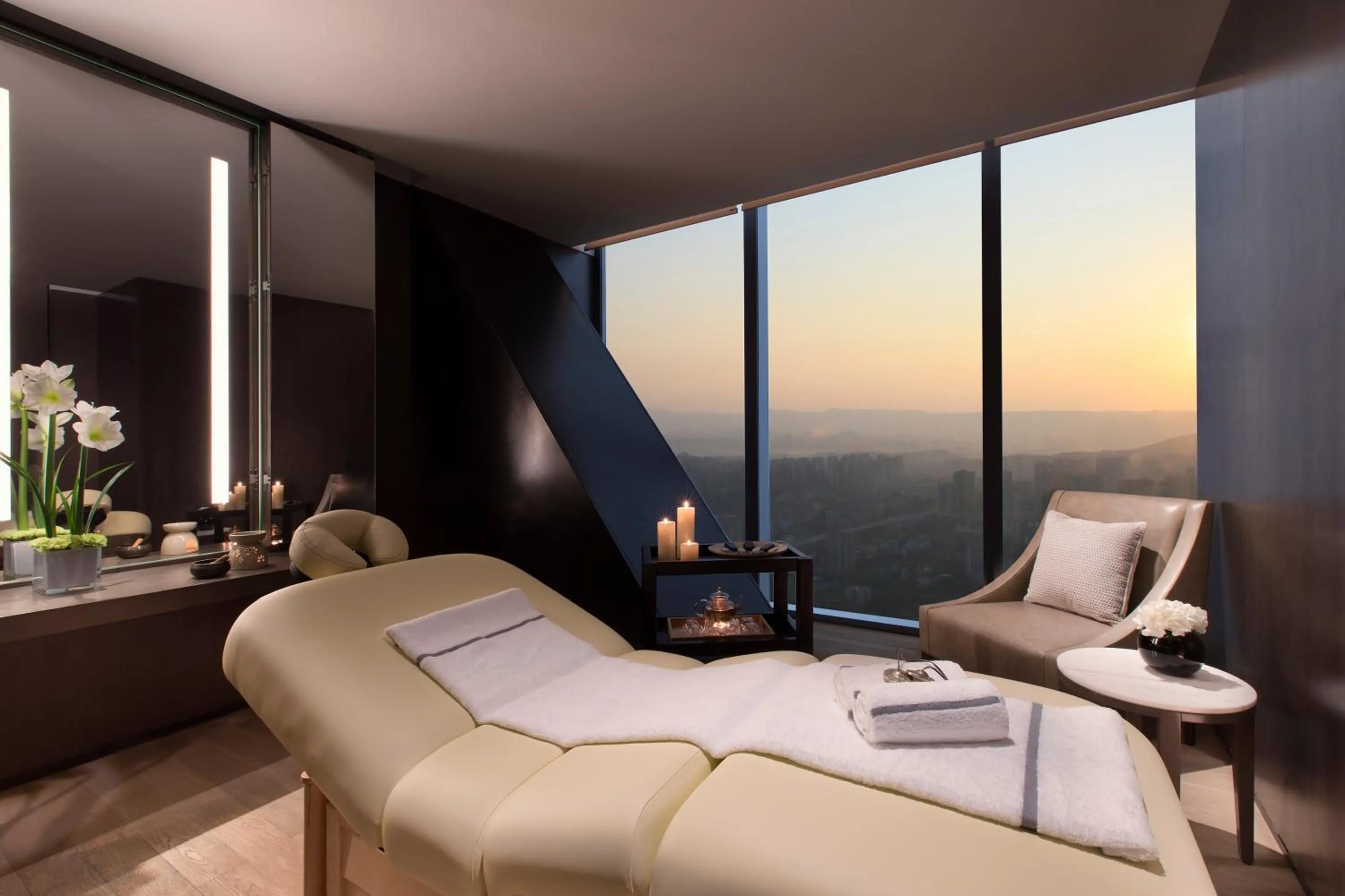 Spa and wellness centre/facilities, Bed in Niccolo Chongqing