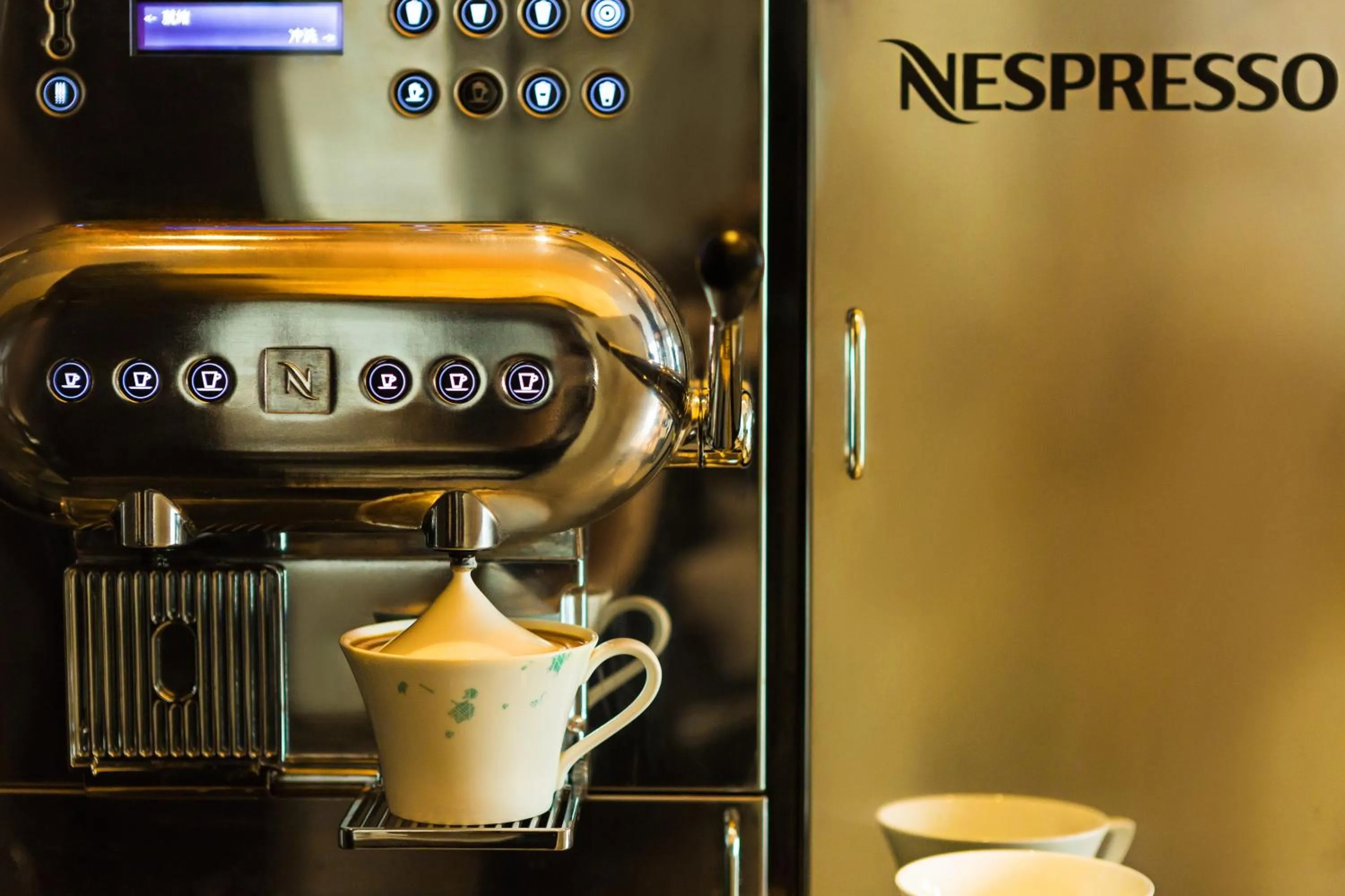 Coffee/tea facilities in Niccolo Chongqing