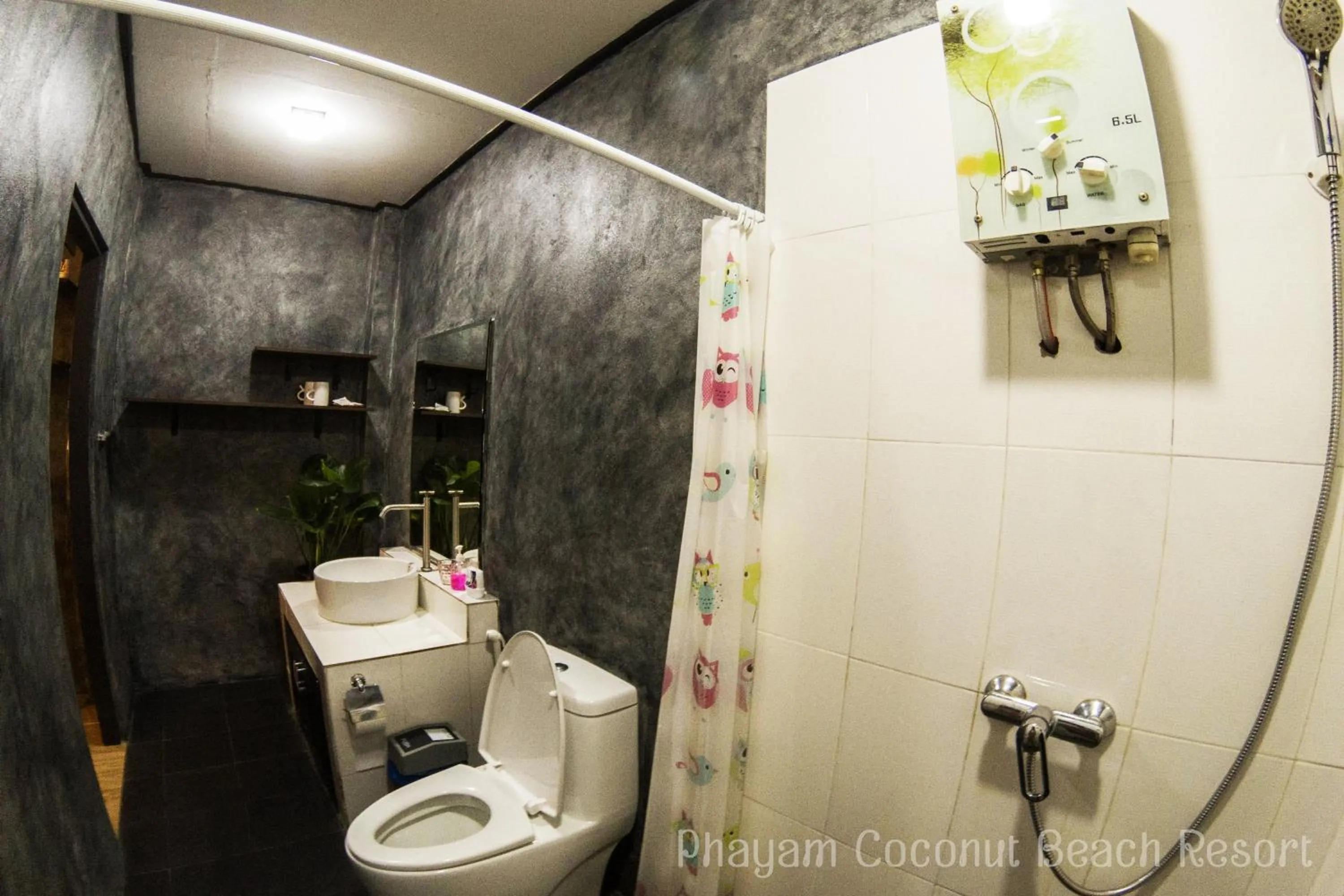 Phayam Coconut Beach Resort