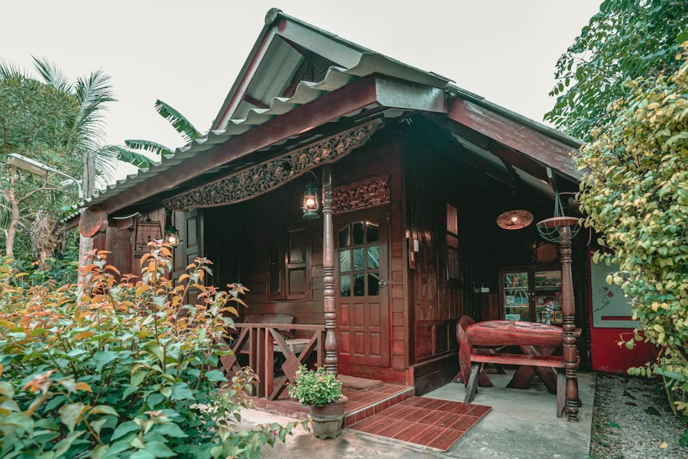 The Antique Riverside Resort