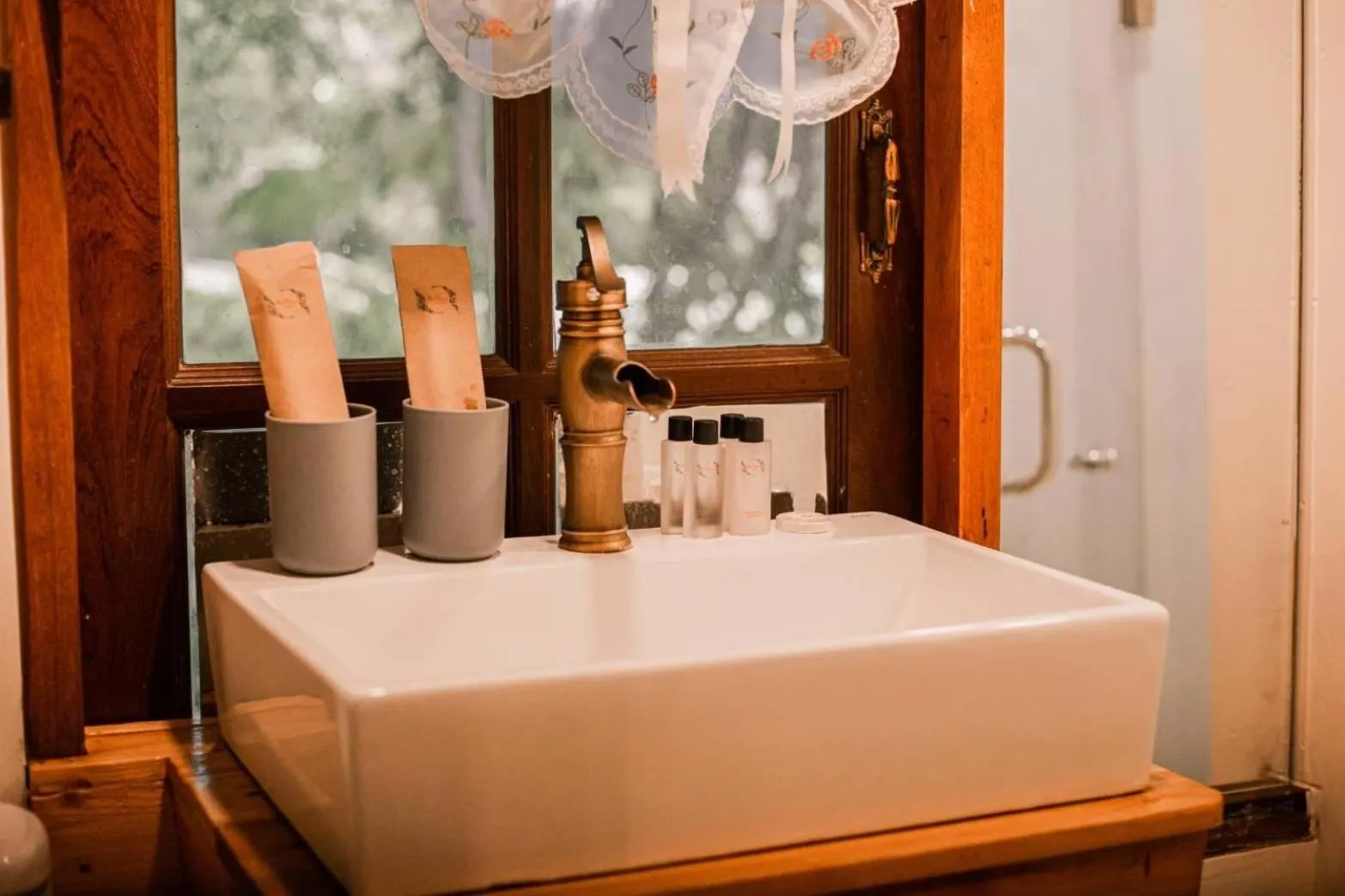 The Antique Riverside Resort