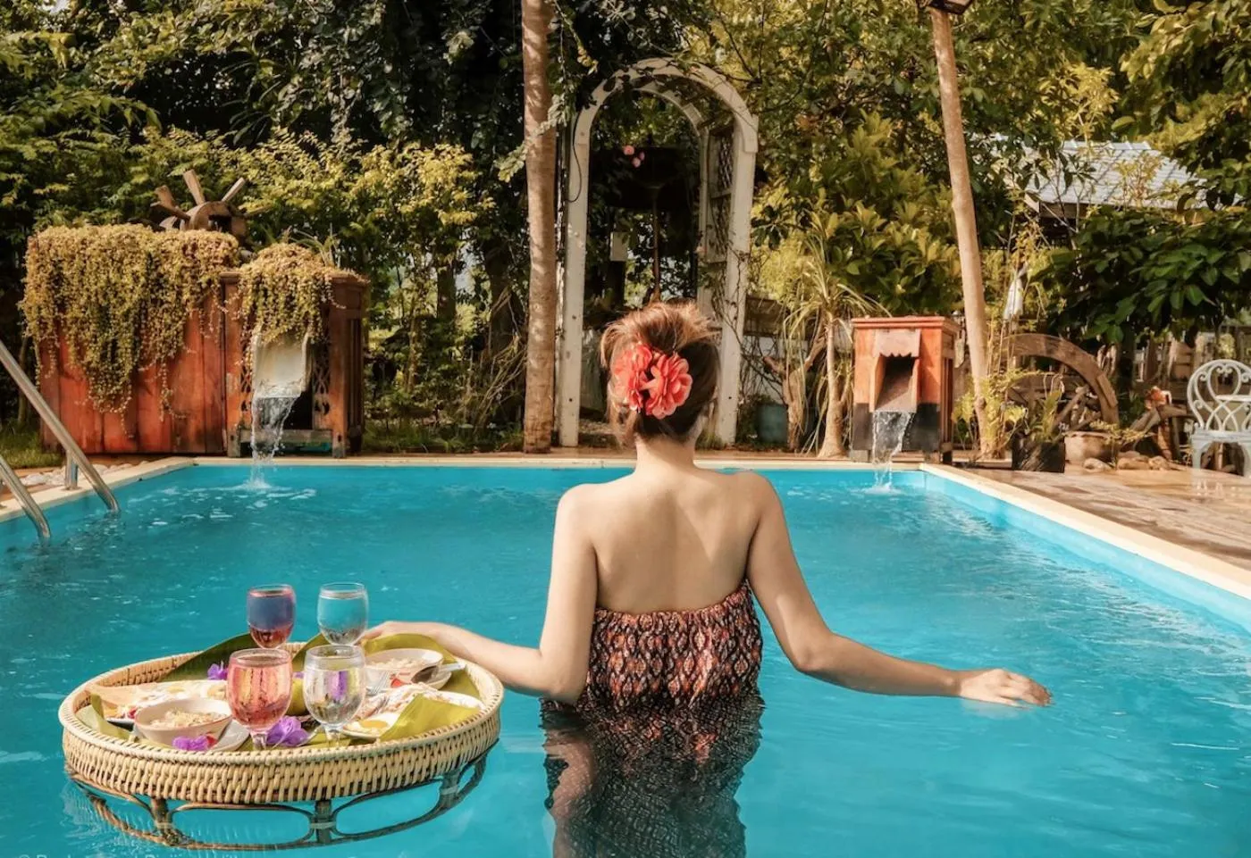 The Antique Riverside Resort