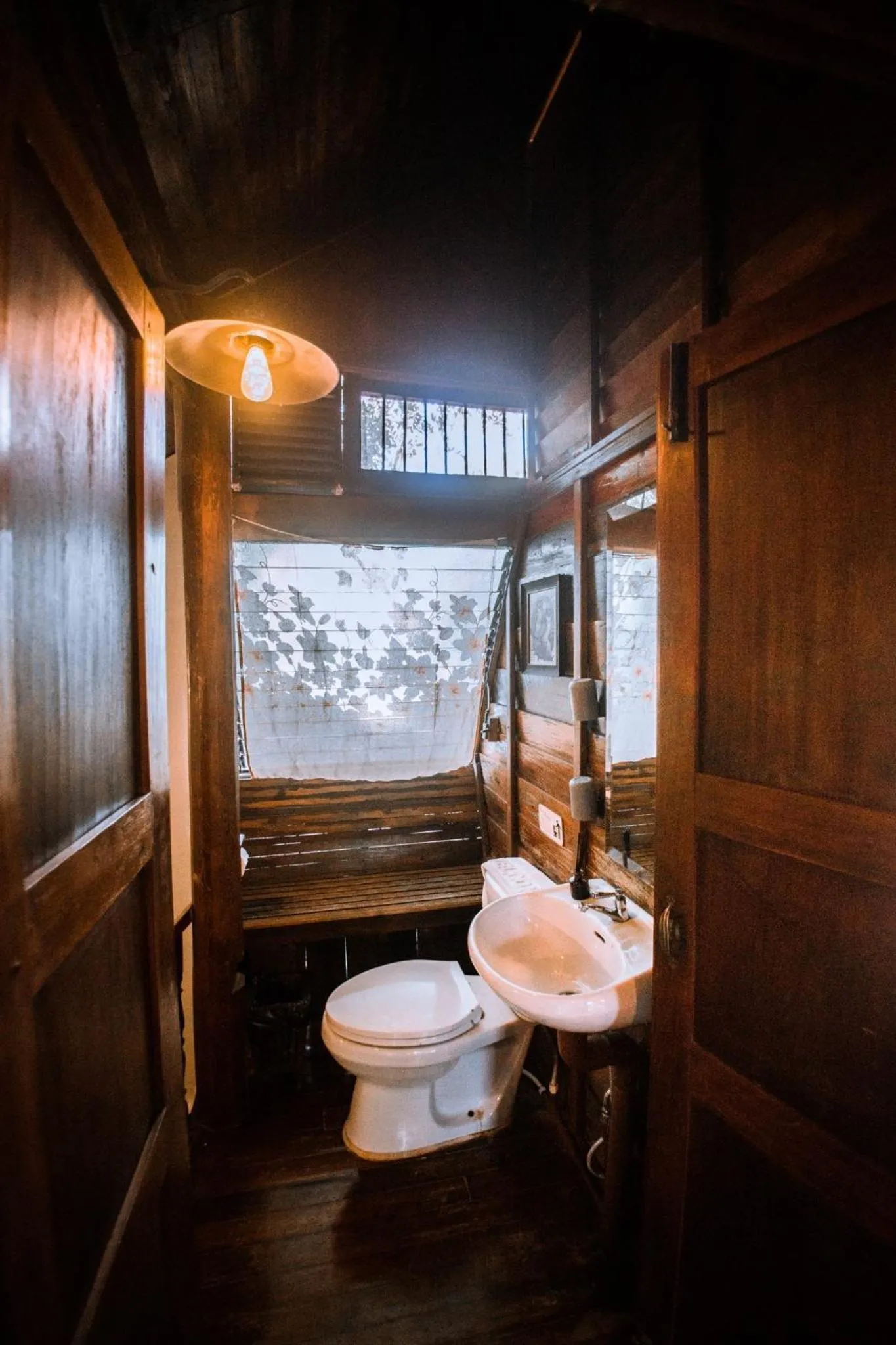 The Antique Riverside Resort