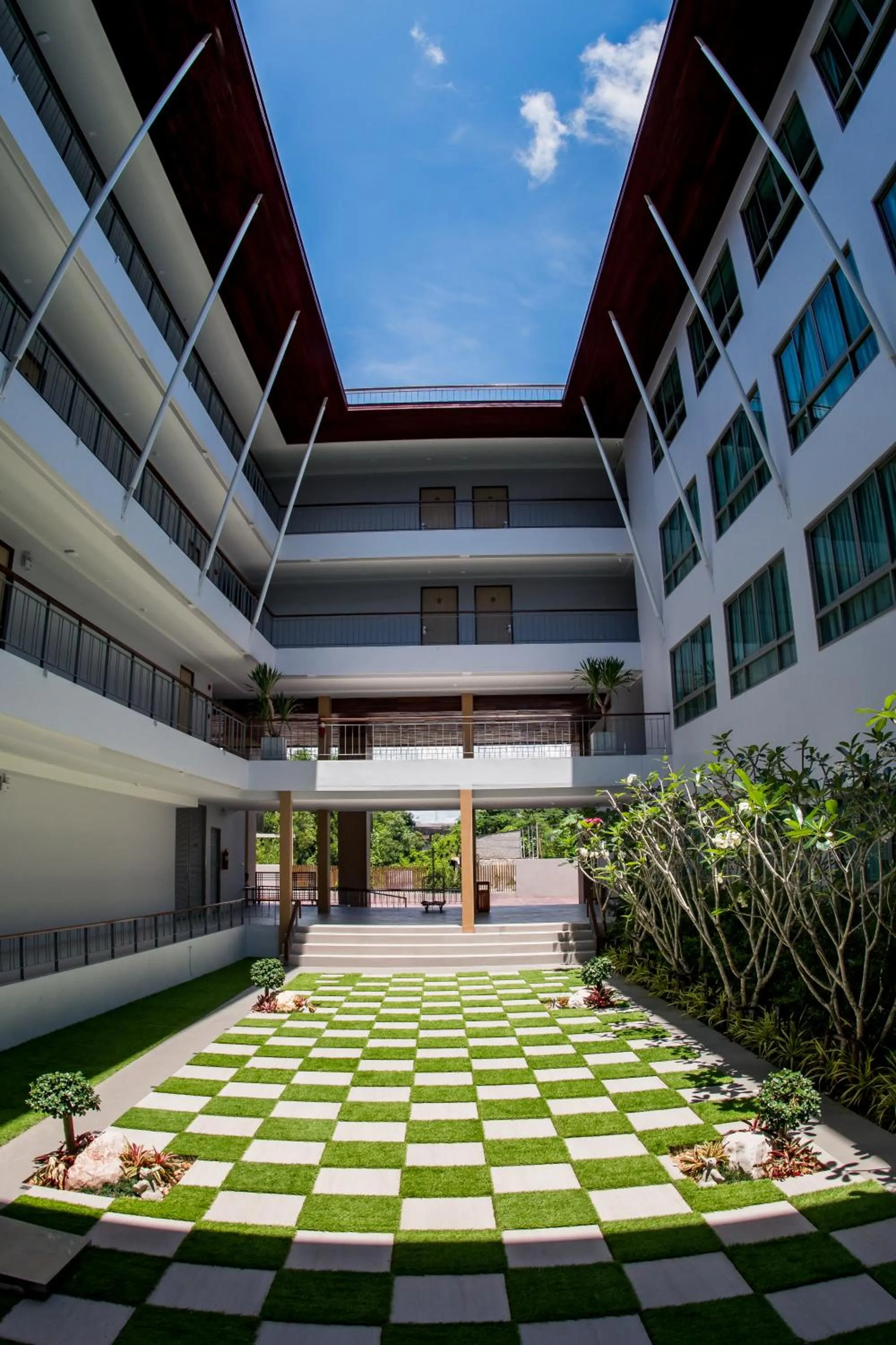 Garden view in The Peak
