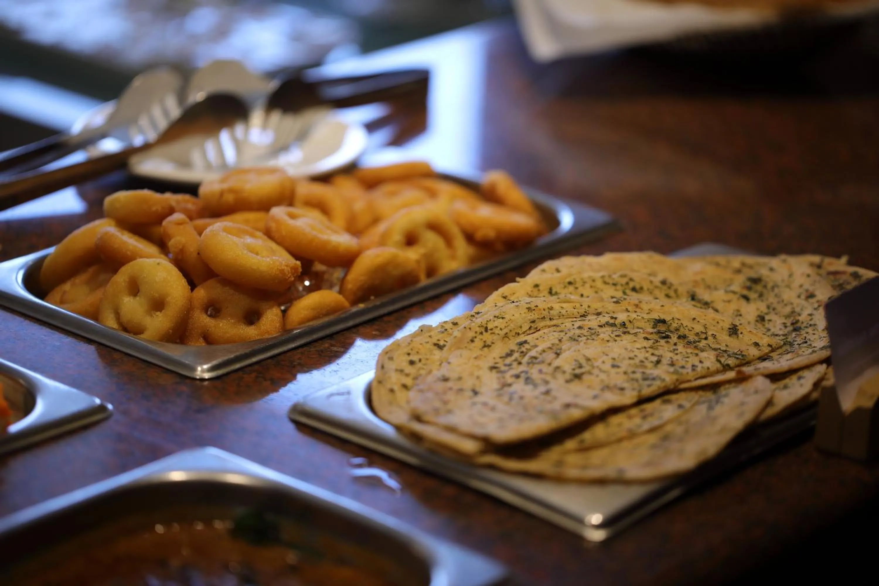 Food and drinks in Issacs Residency