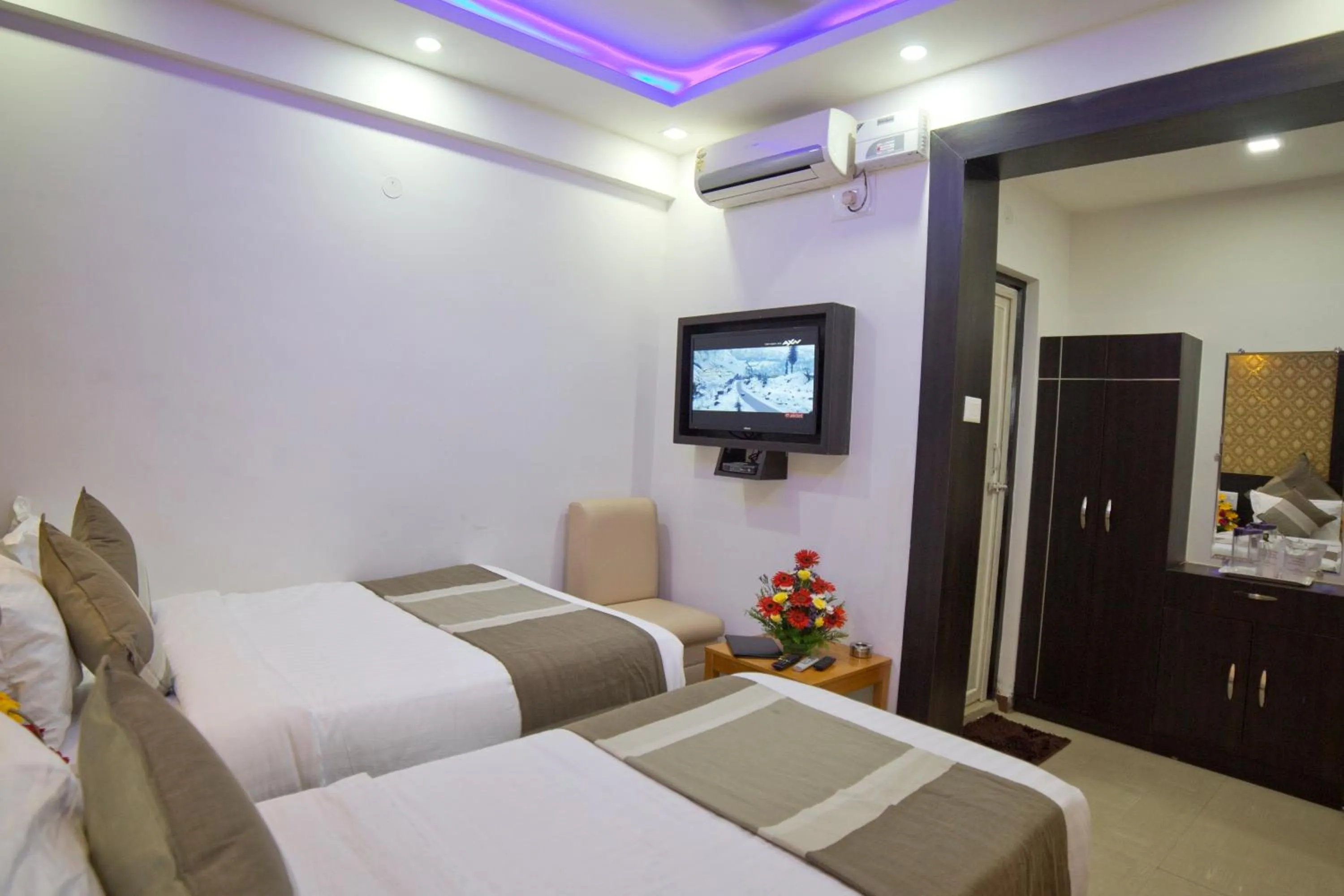 Bed in Aishwarya Le Royal