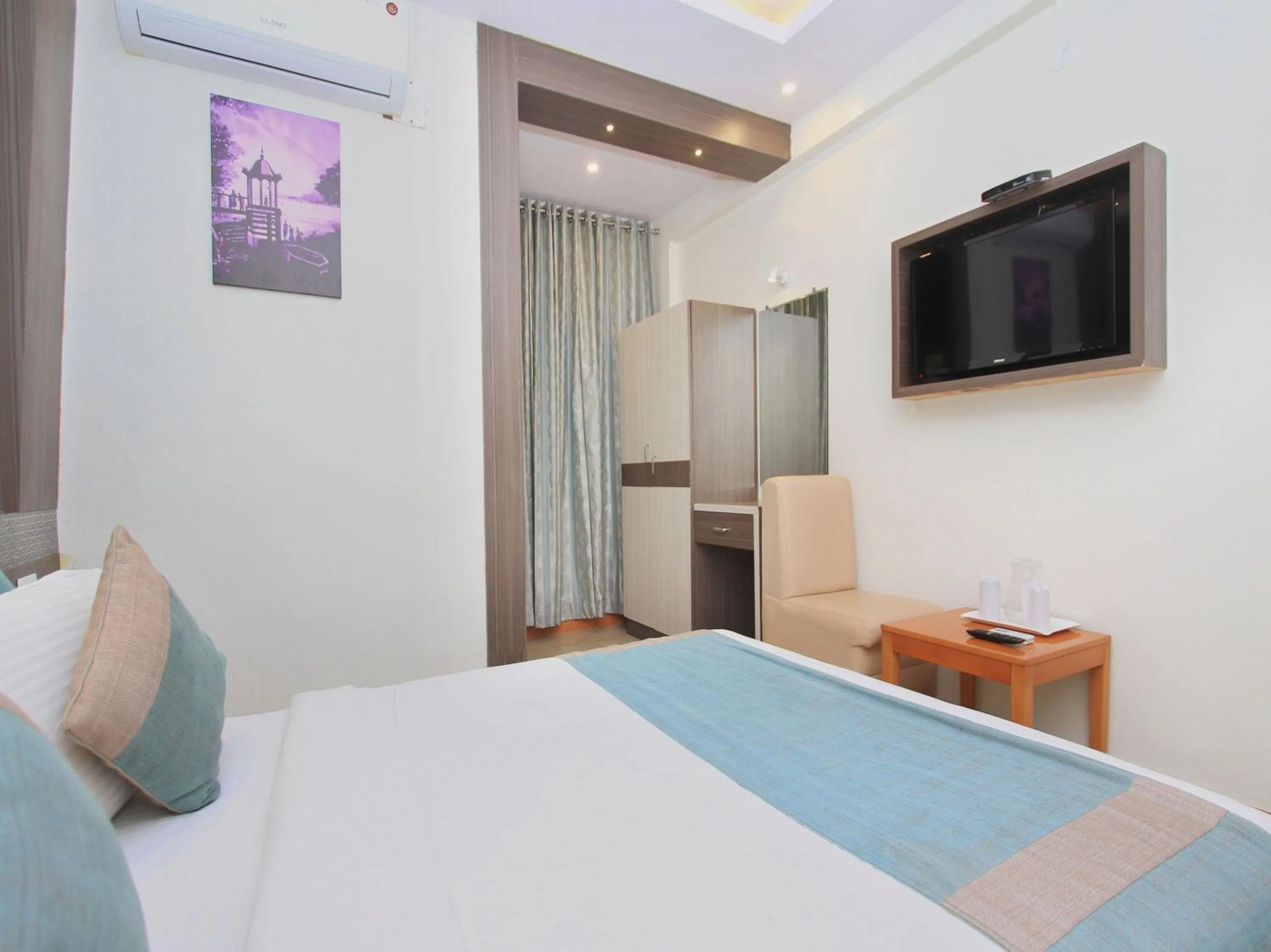 Bedroom, Bed in Aishwarya Le Royal