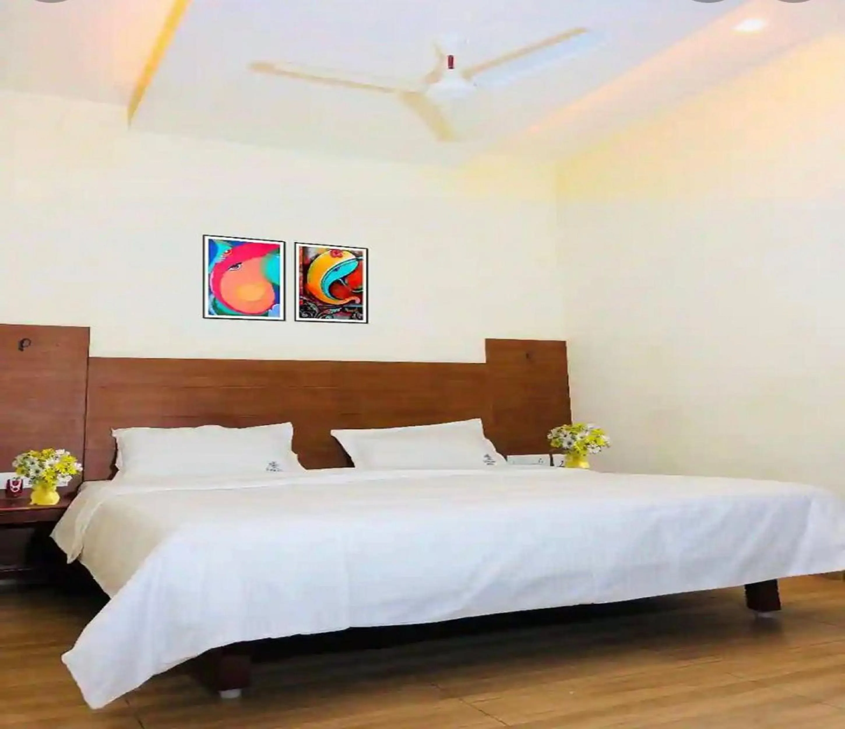 Bed in Shivalaya hotel