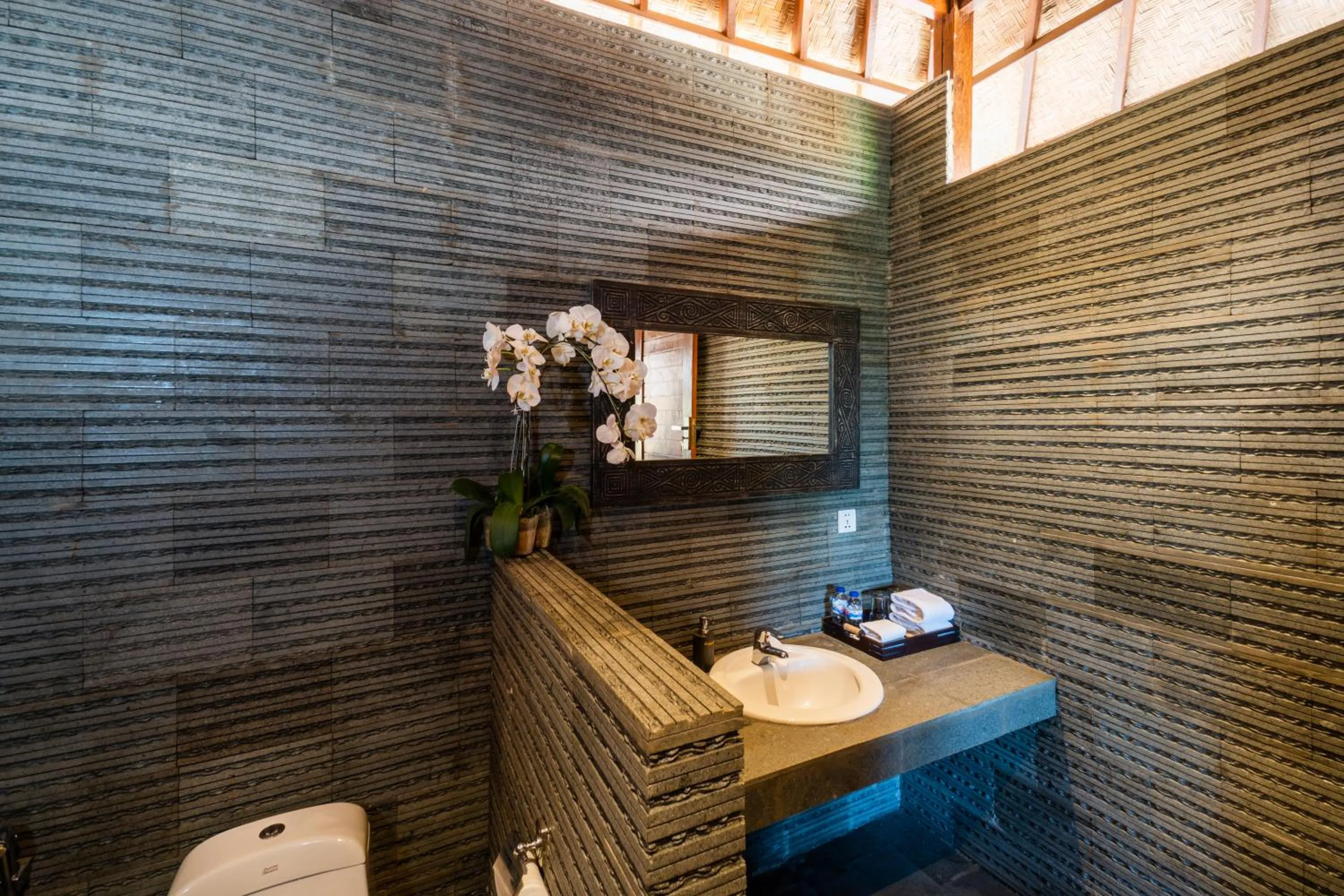 On site in Royal Retreat Villa's Lembongan