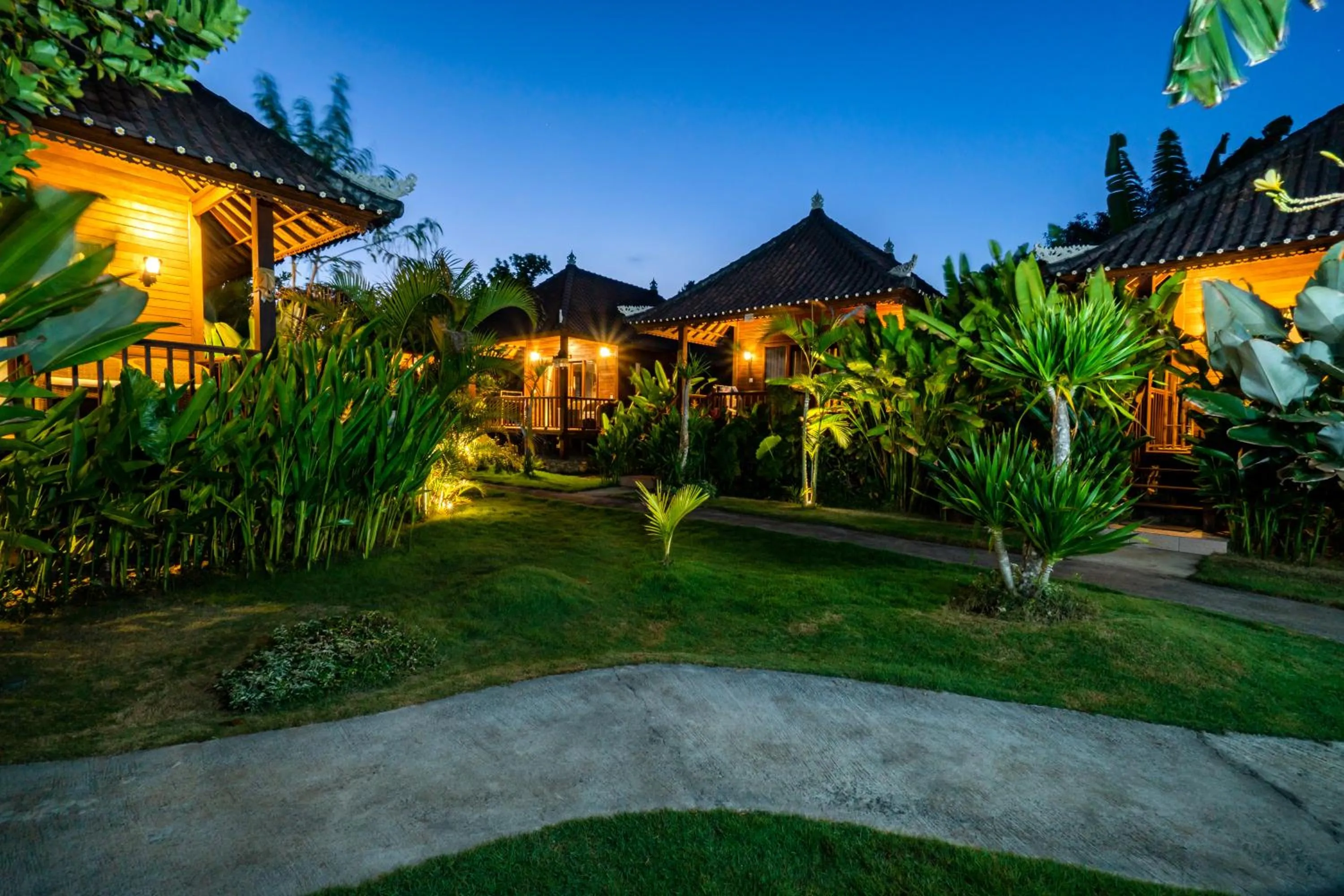 Sunset in Royal Retreat Villa's Lembongan