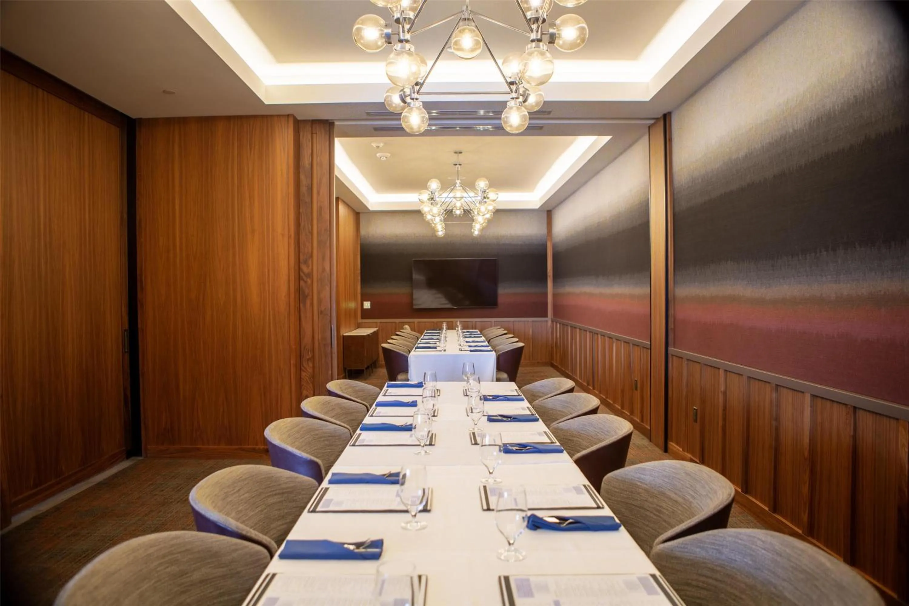 Restaurant/places to eat in Hyatt Regency Lake Washington at Seattle's Southport