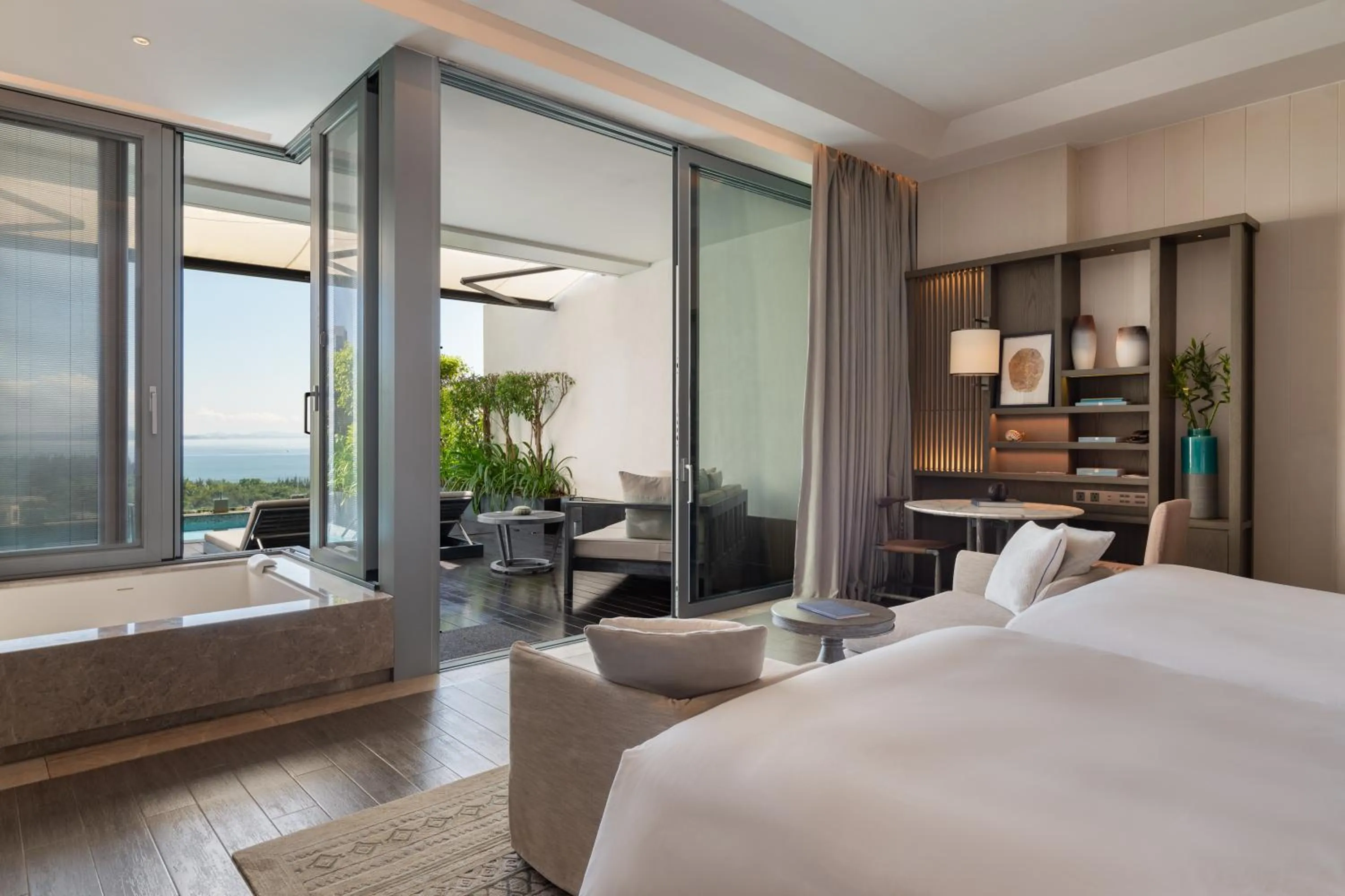 Bed in Rosewood Sanya