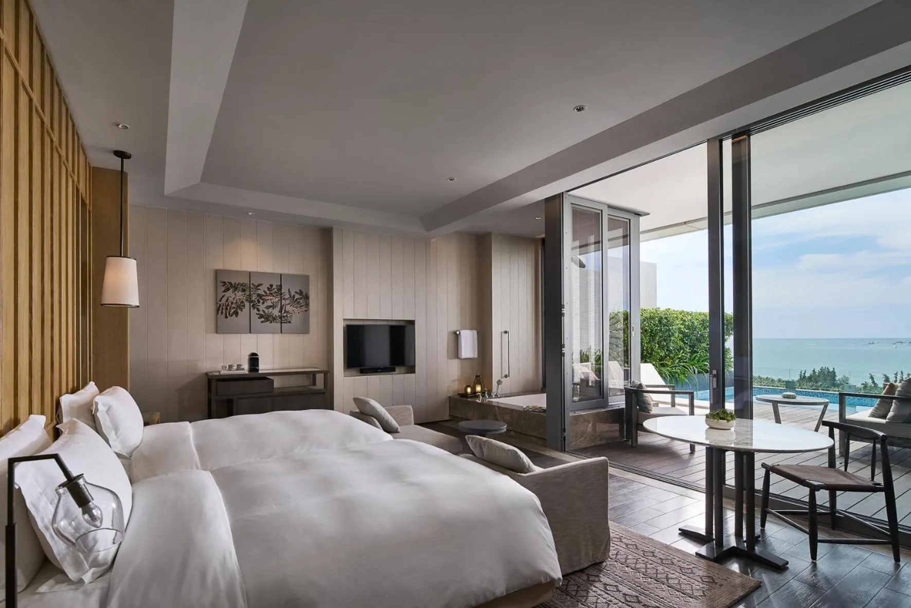 Bed in Rosewood Sanya