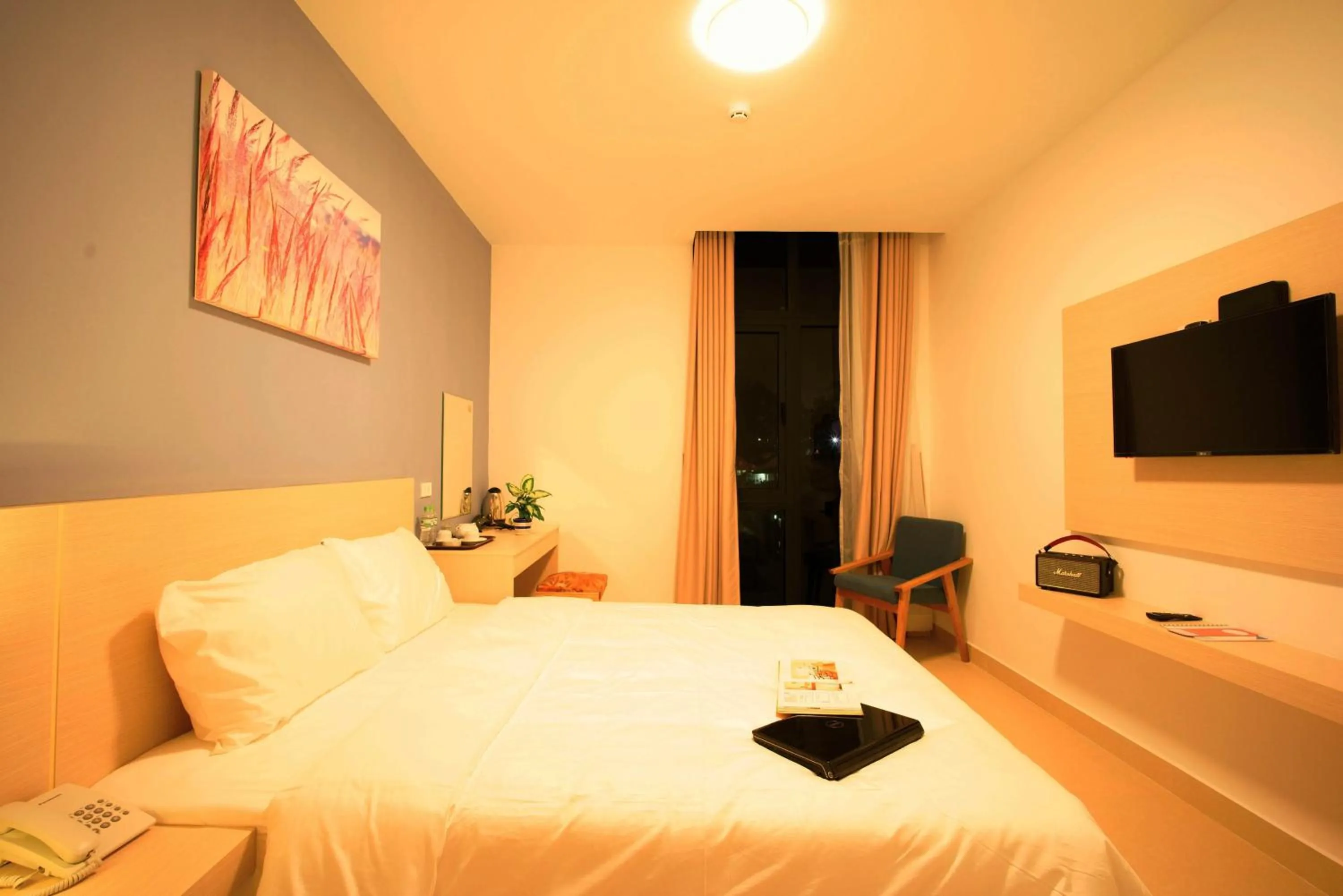 Bed in Ngan Hoa - Mille Fleurs