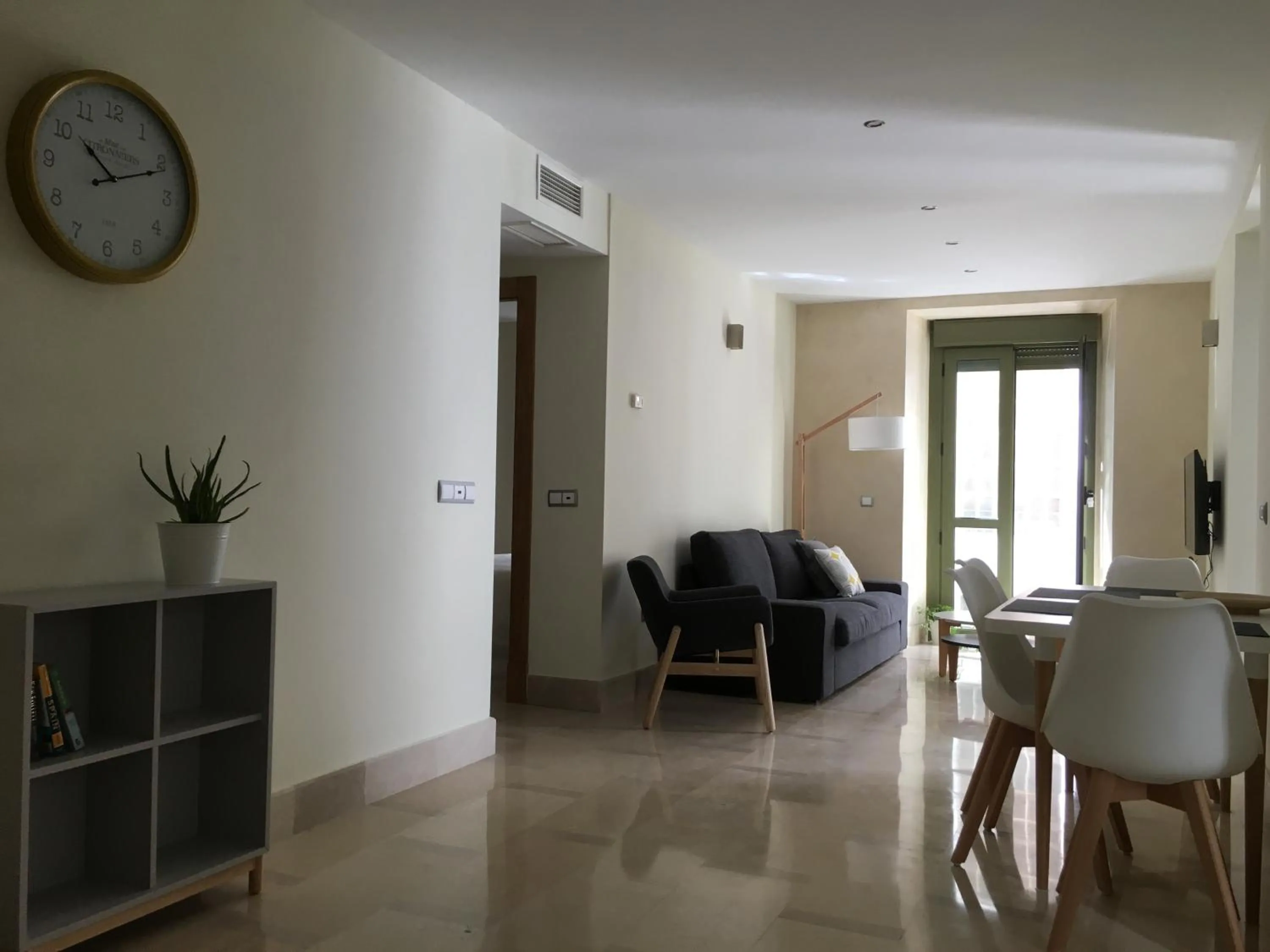 Lounge or bar in 1E Azofaifo St Apartment
