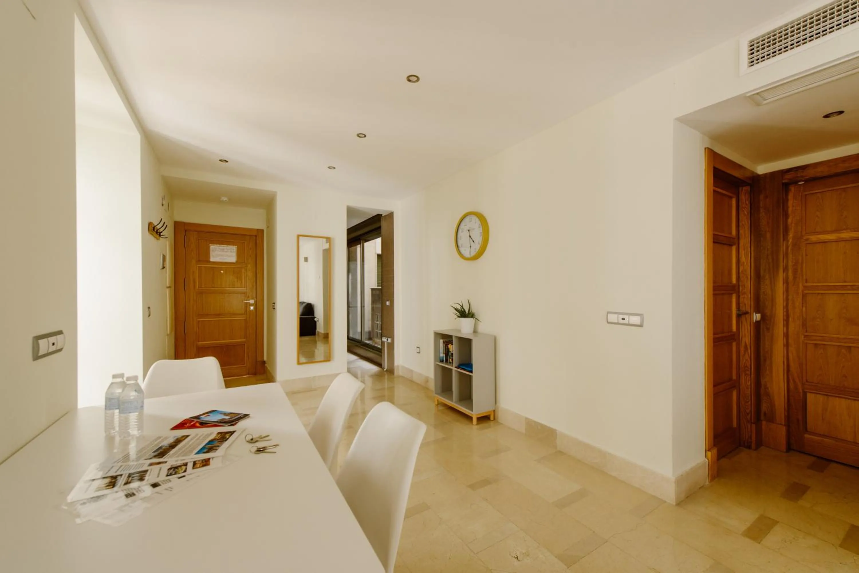 1E Azofaifo St Apartment