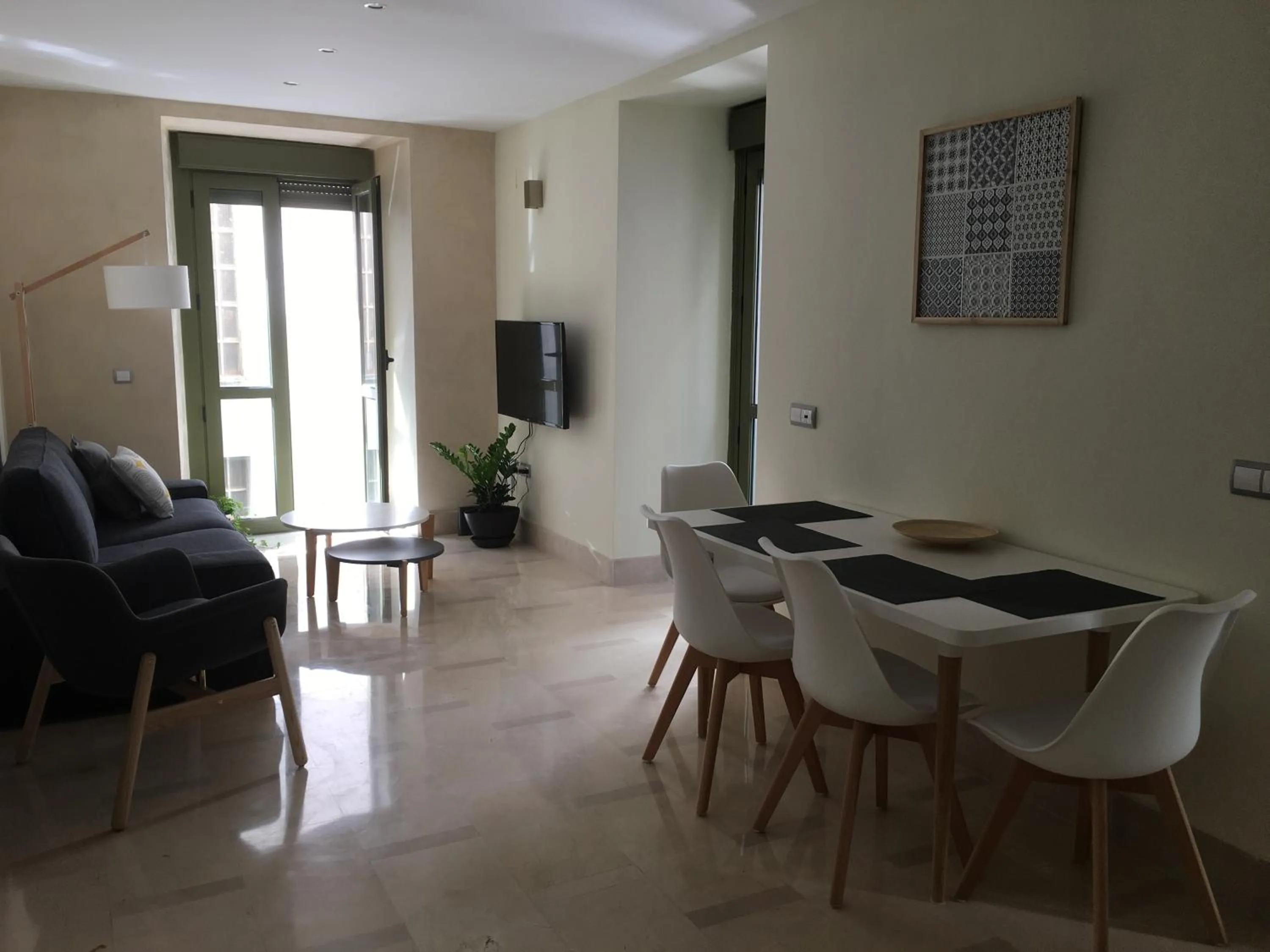 TV and multimedia in 1E Azofaifo St Apartment