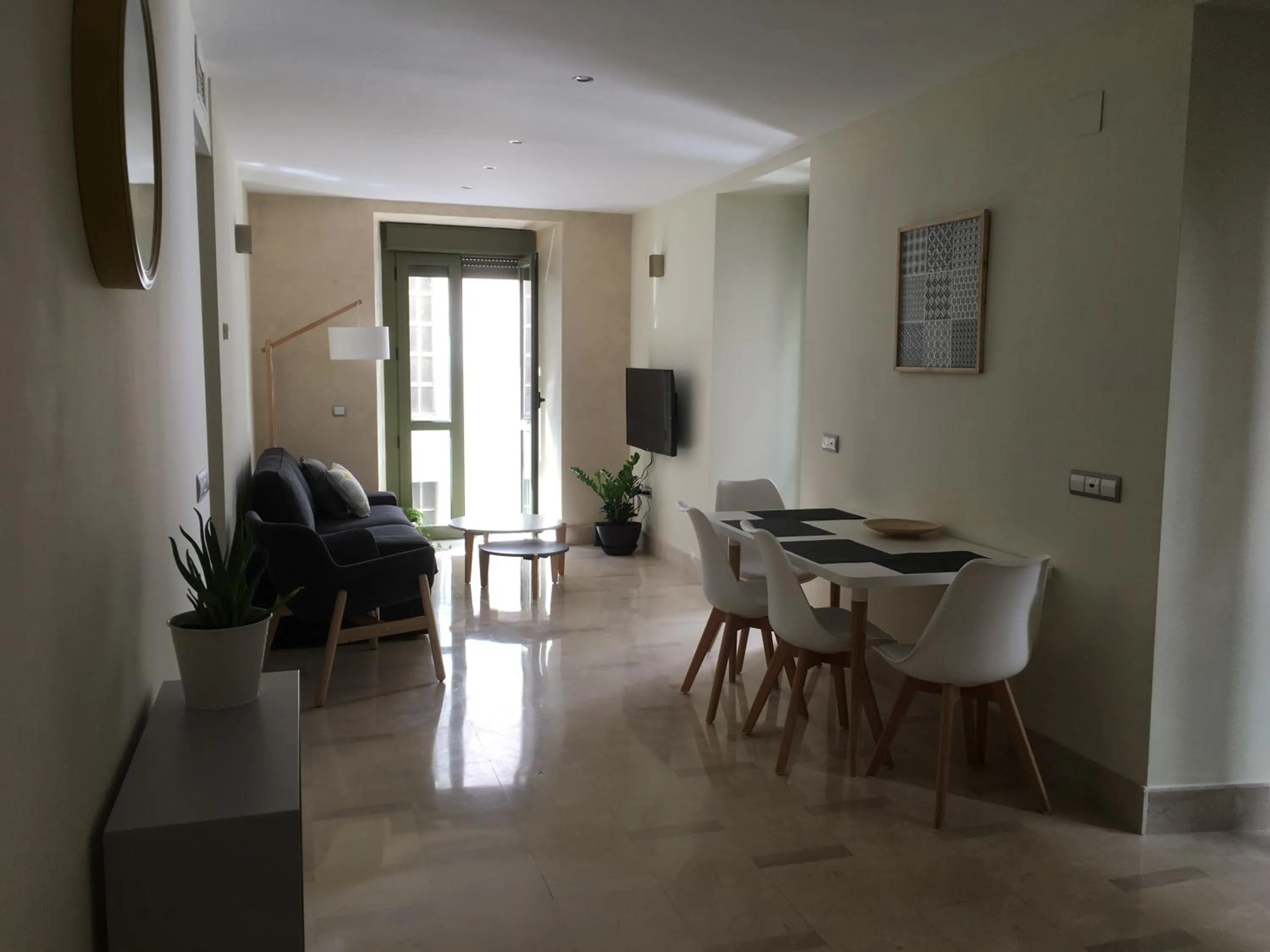 Dining area in 1E Azofaifo St Apartment