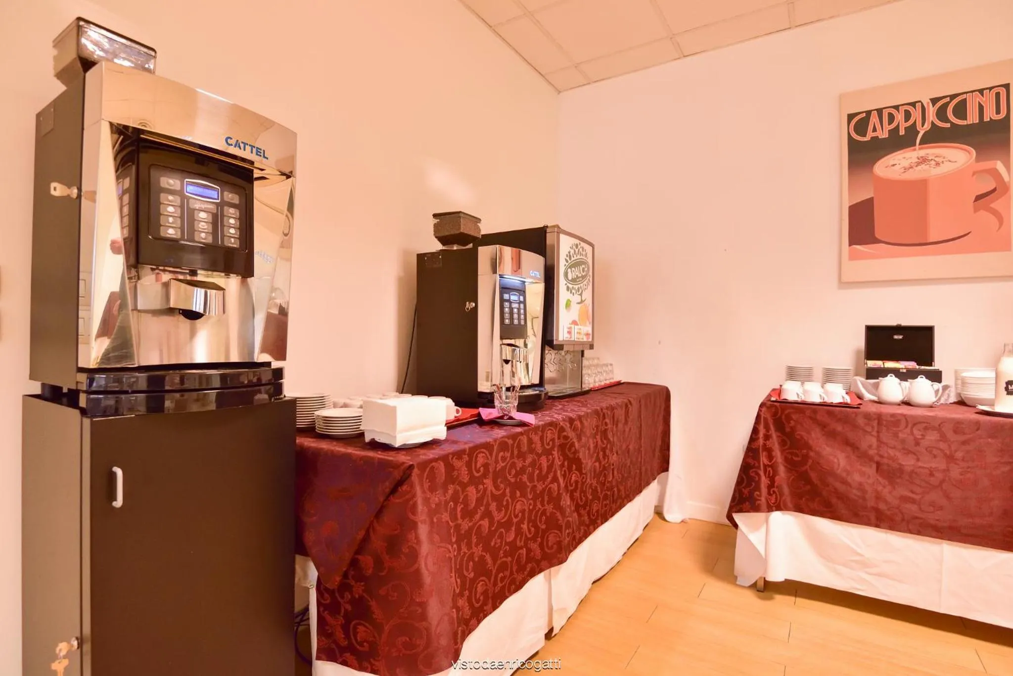 Coffee/tea facilities in Standard Hotel Udine