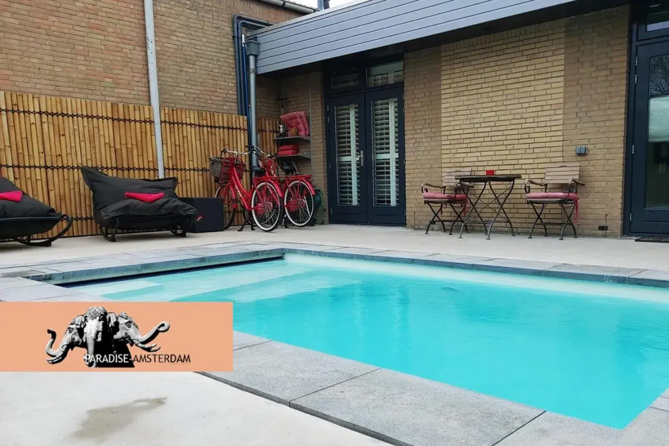 Paradise Amsterdam bungalow of 80 m2 with private pool - inclusive, breakfast, parking, use of bikes, tourist tax and much more Paradise Amsterdam bungalow of 80 m2 with private pool - inclusive, breakfast, parking, use of bikes, tourist tax and much more