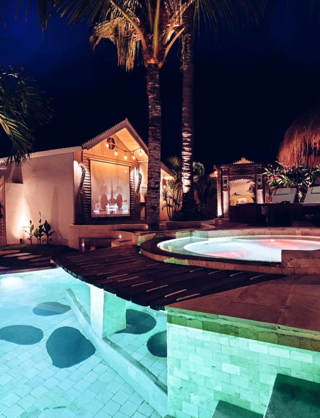 Property building in The White Key Luxury Villas